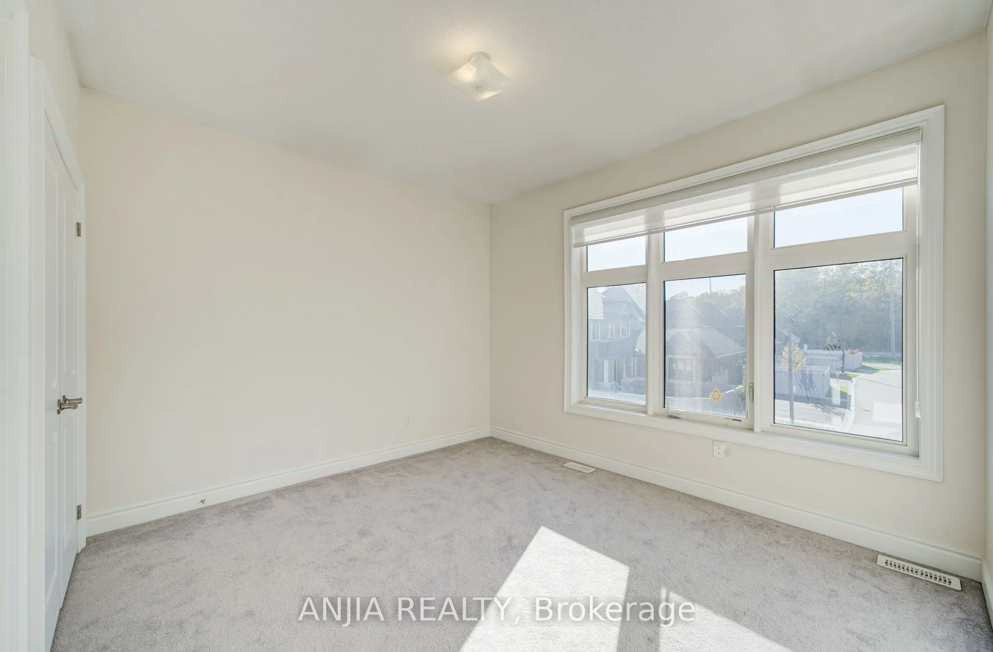 3 Joiner Circle