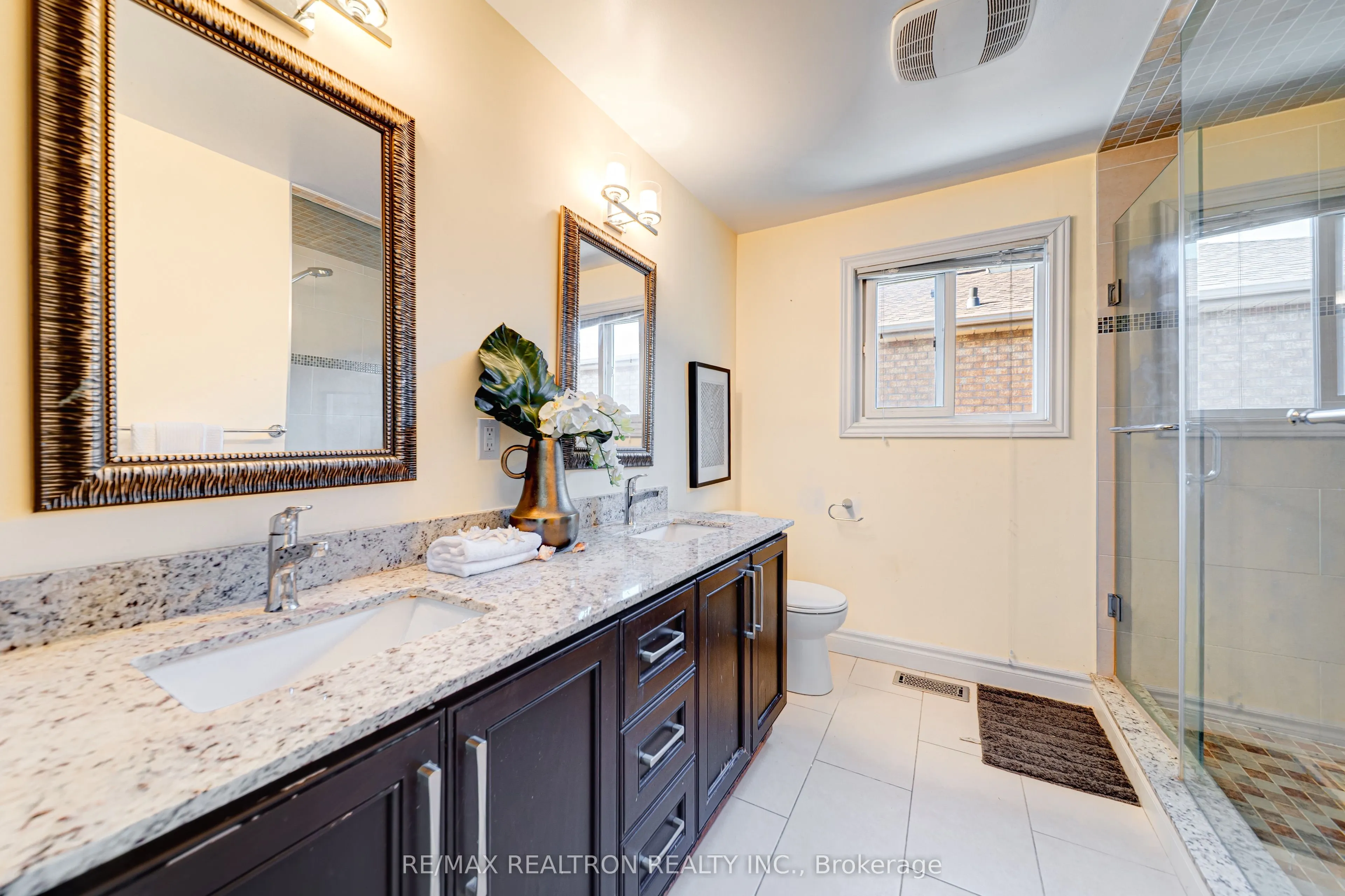 261 Hollingham Road
