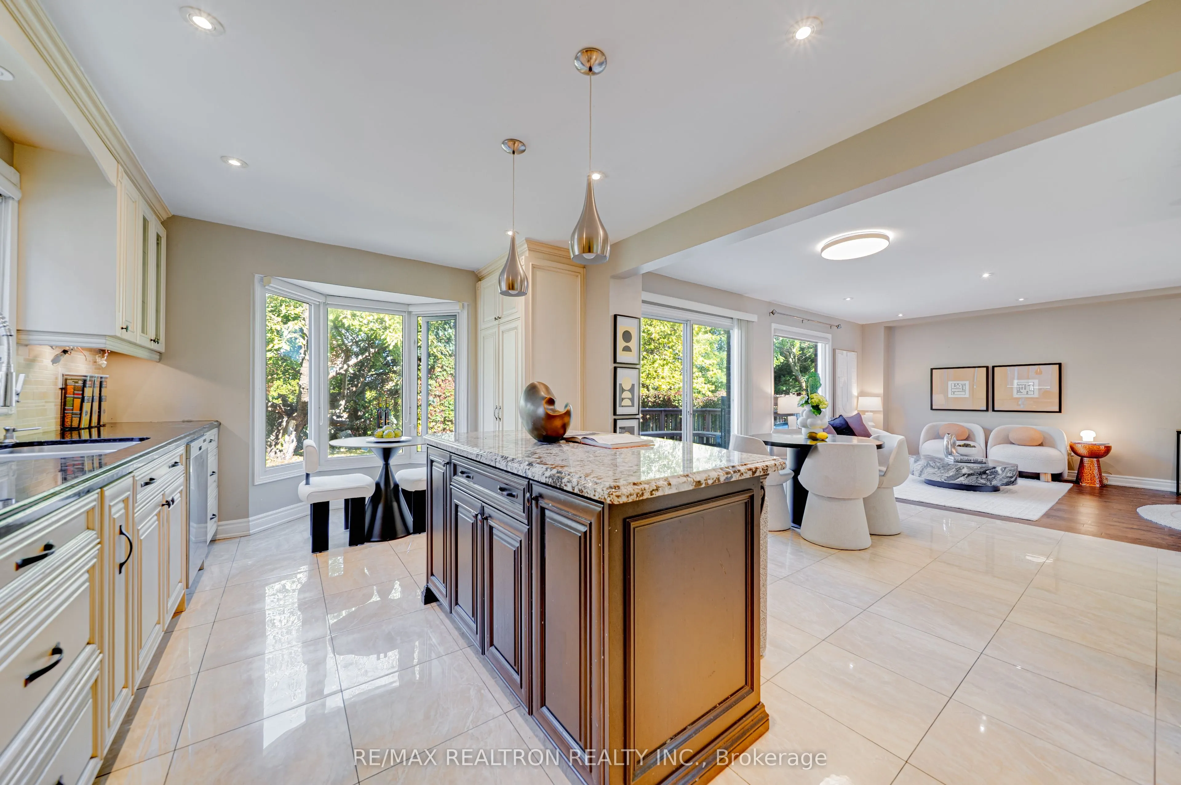 261 Hollingham Road