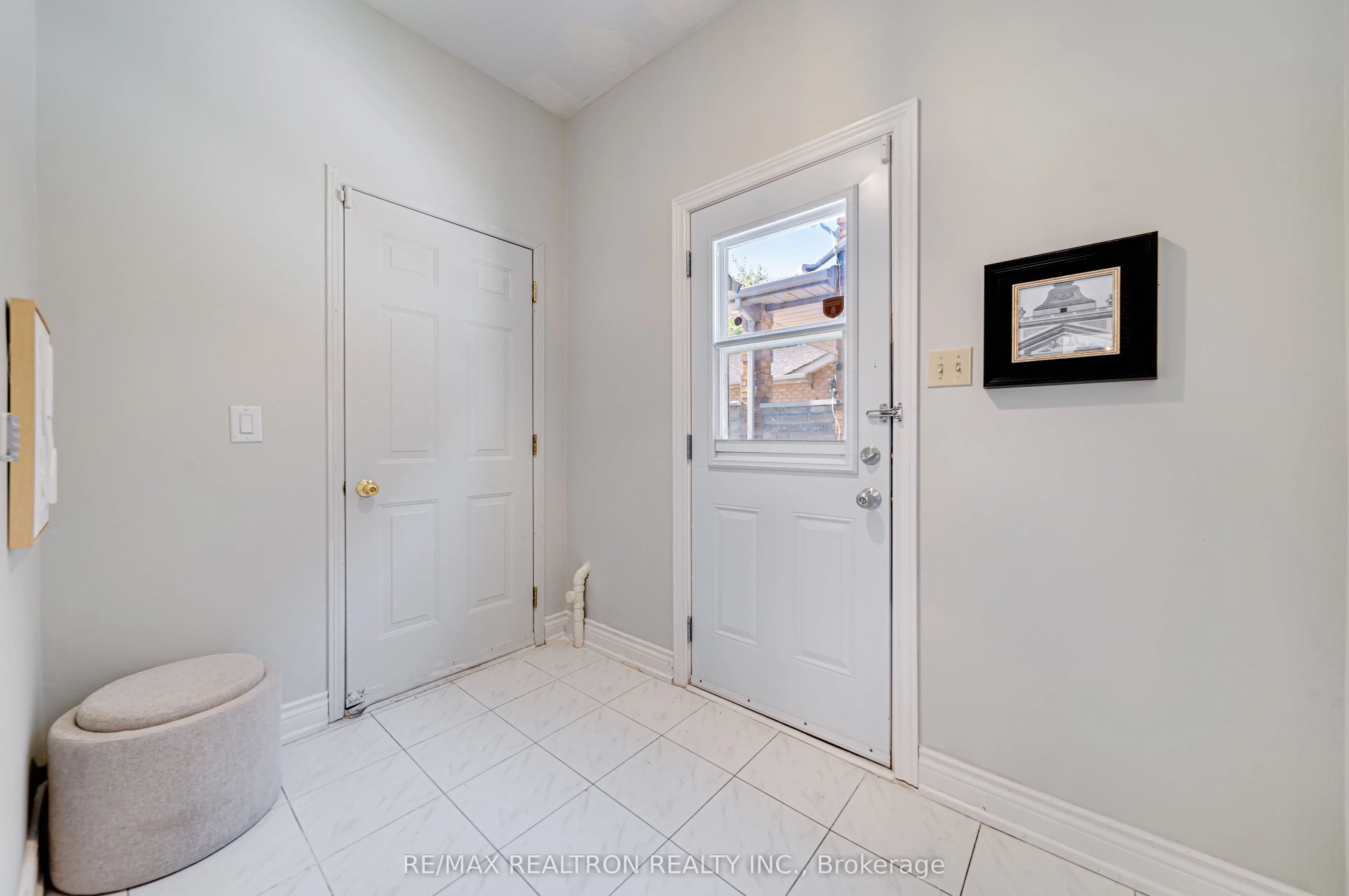 261 Hollingham Road