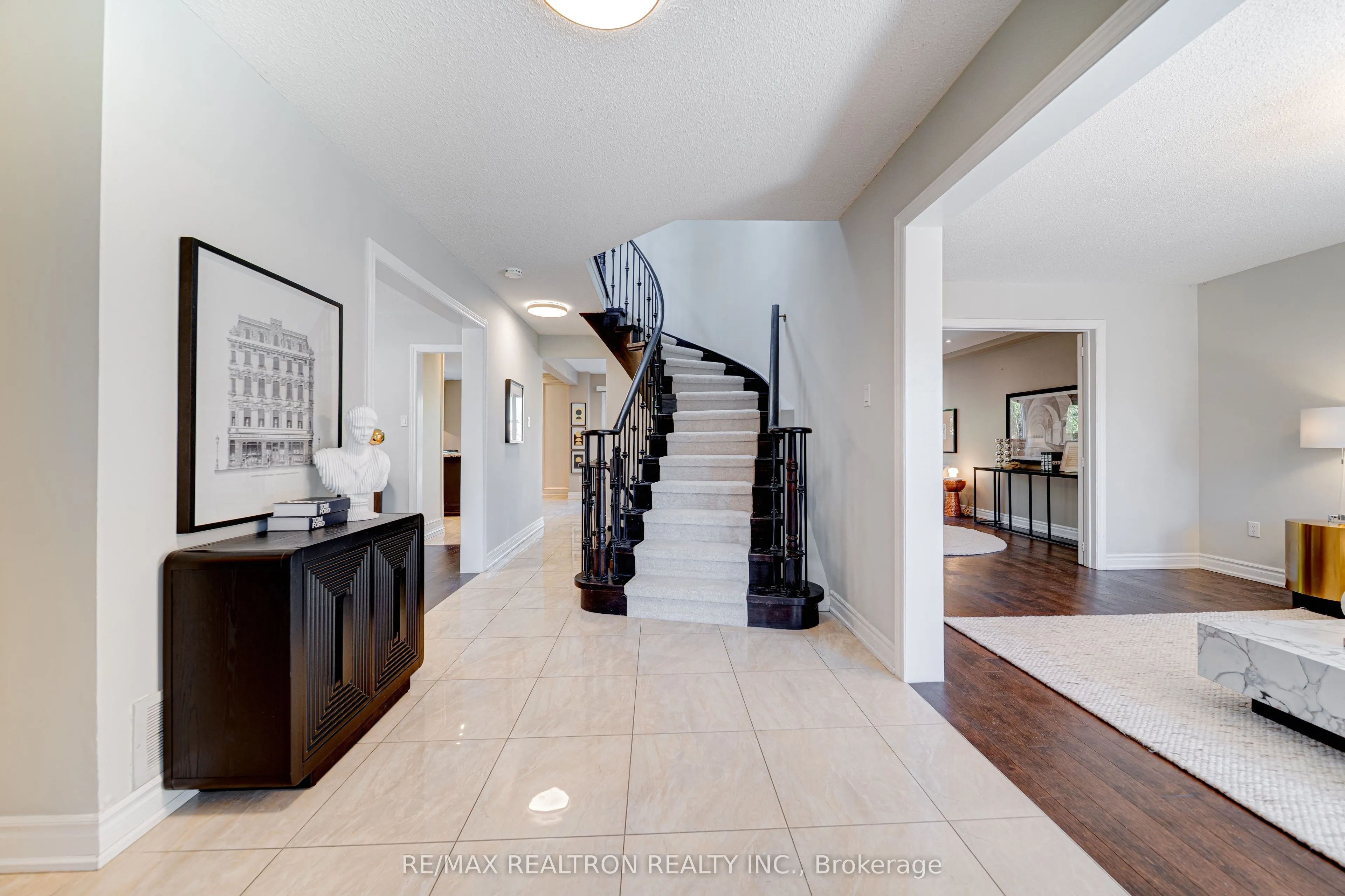 261 Hollingham Road
