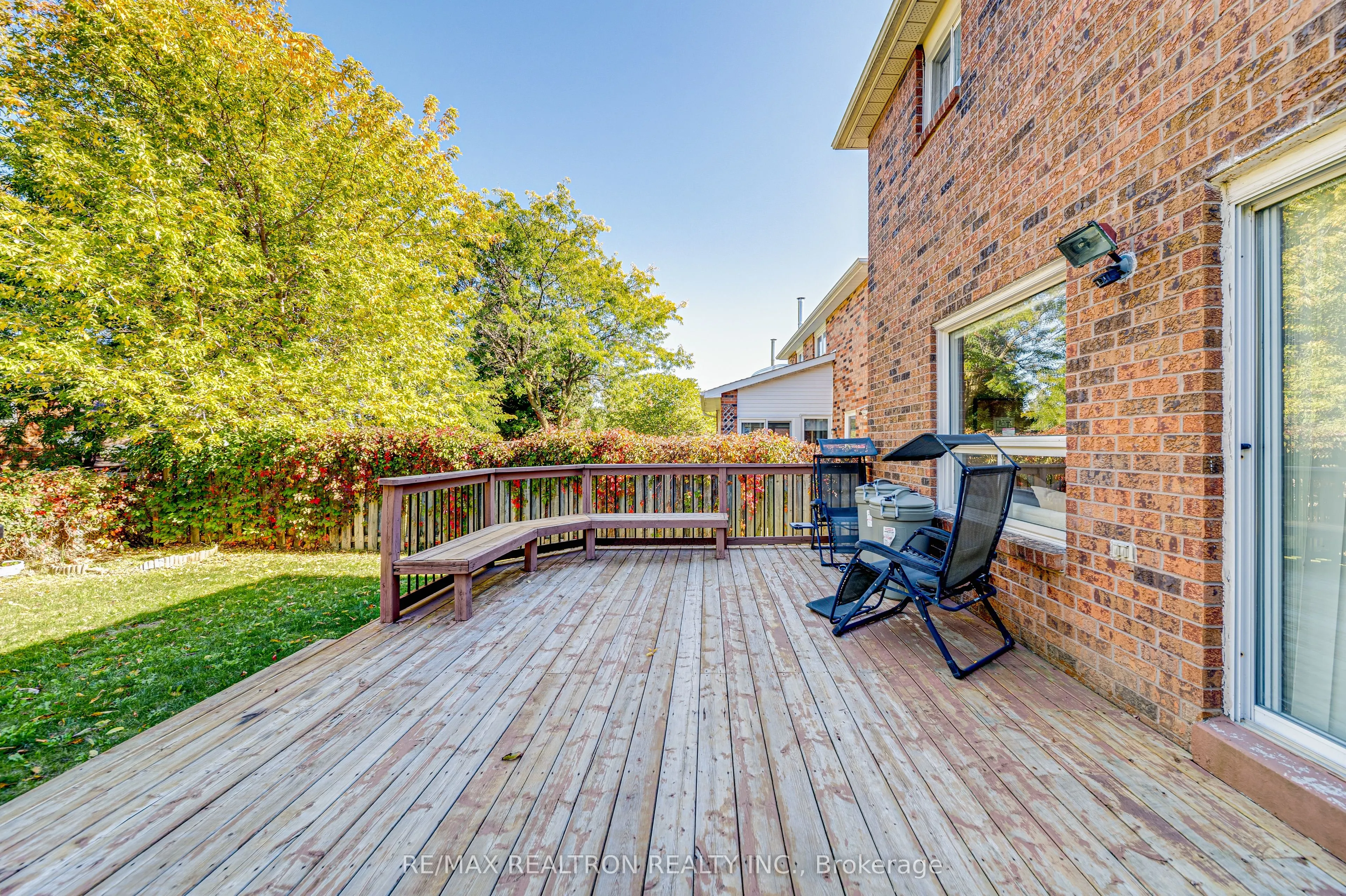 261 Hollingham Road