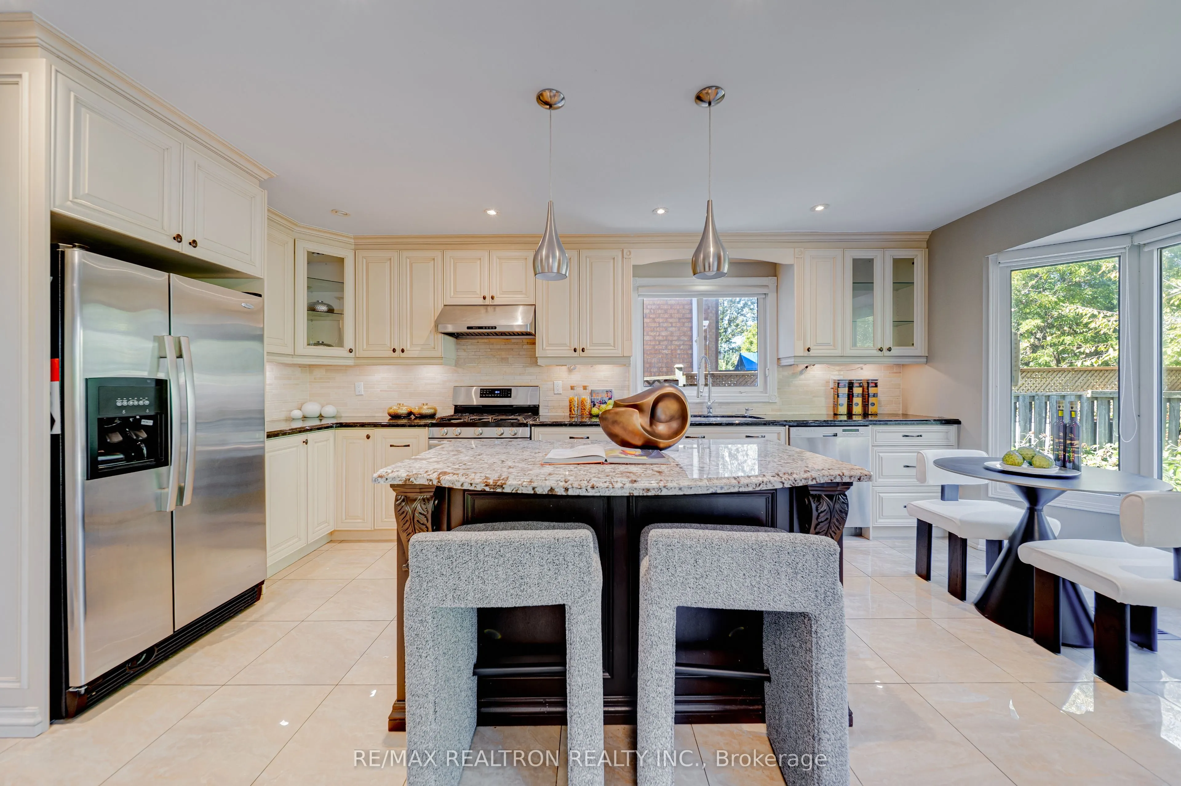261 Hollingham Road