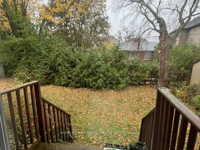 368 Bent Crescent, #Main
