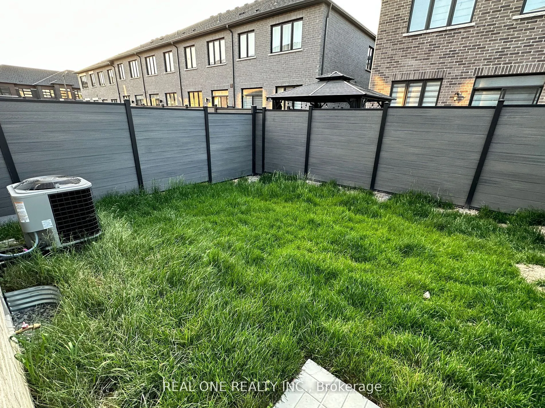 16 Hewison Avenue