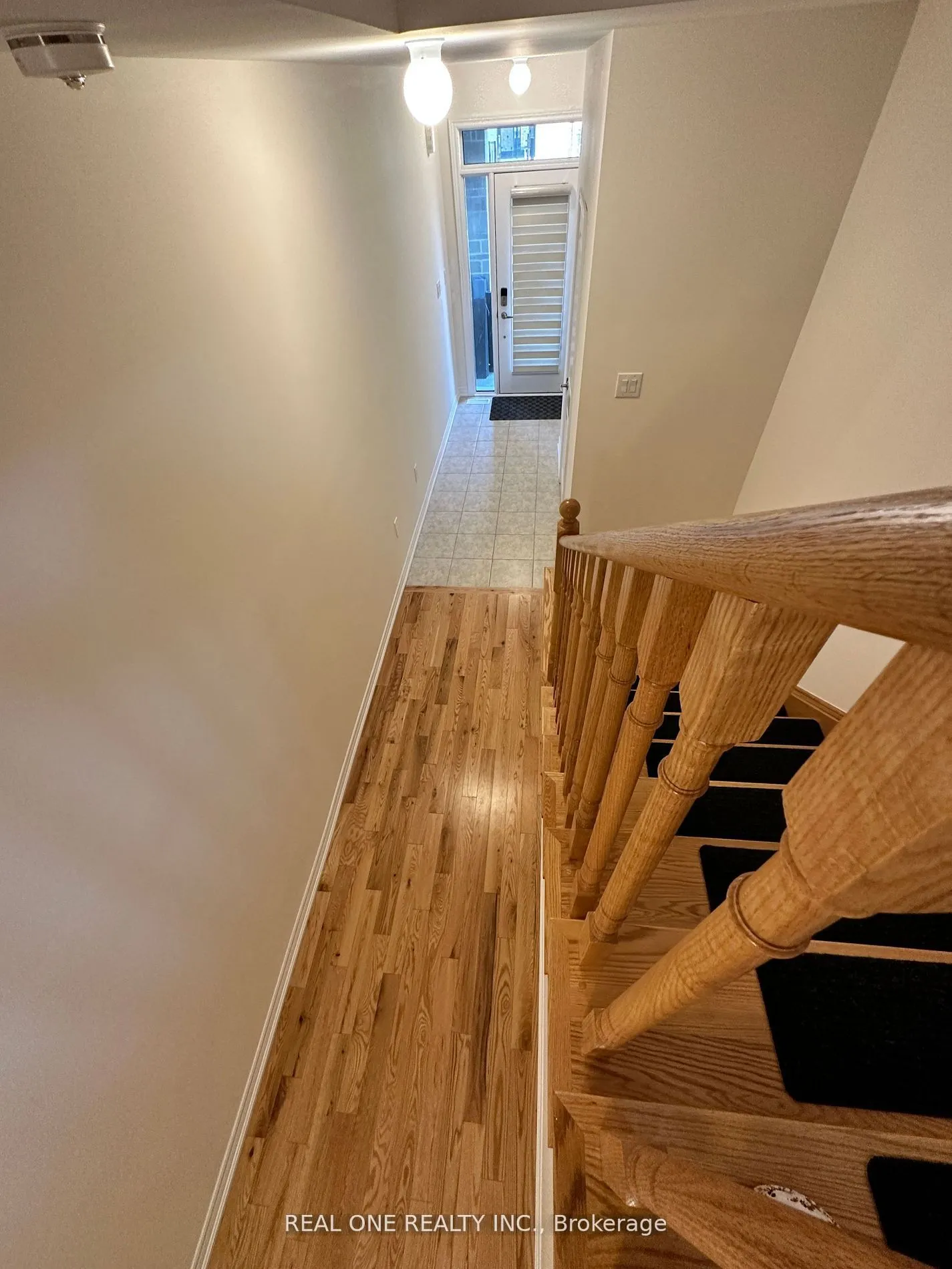 16 Hewison Avenue
