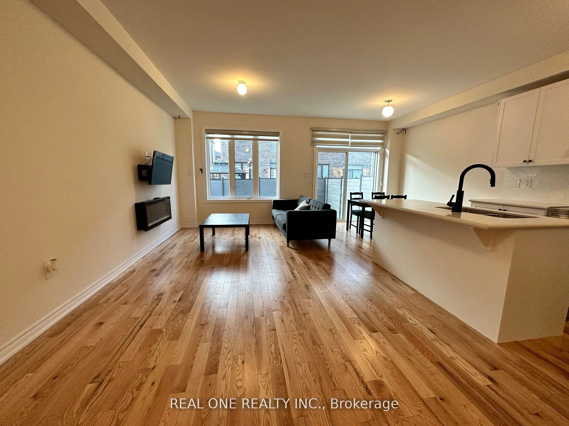 16 Hewison Avenue