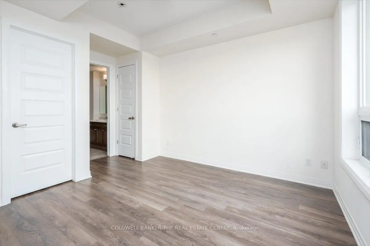 2 Adam Seller Street, #307
