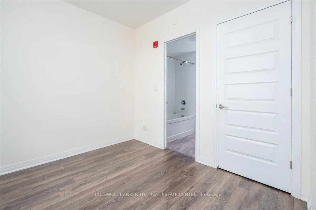 2 Adam Seller Street, #307
