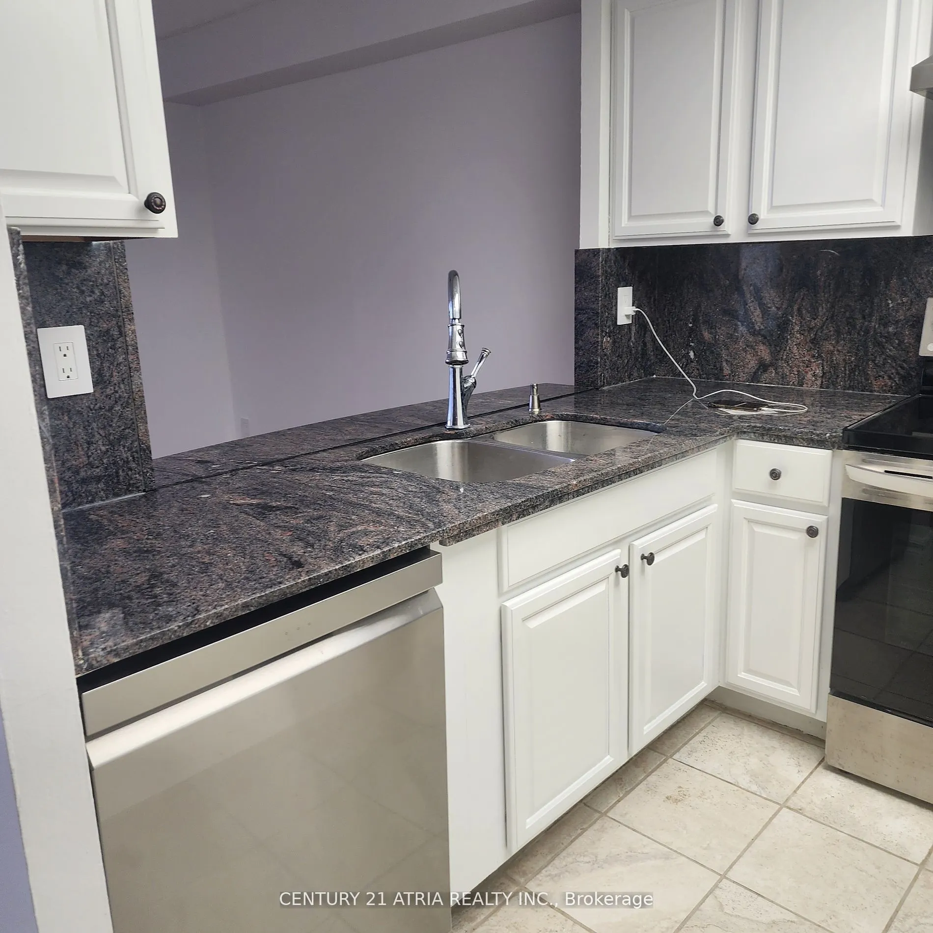 33 Weldrick Road E, #612