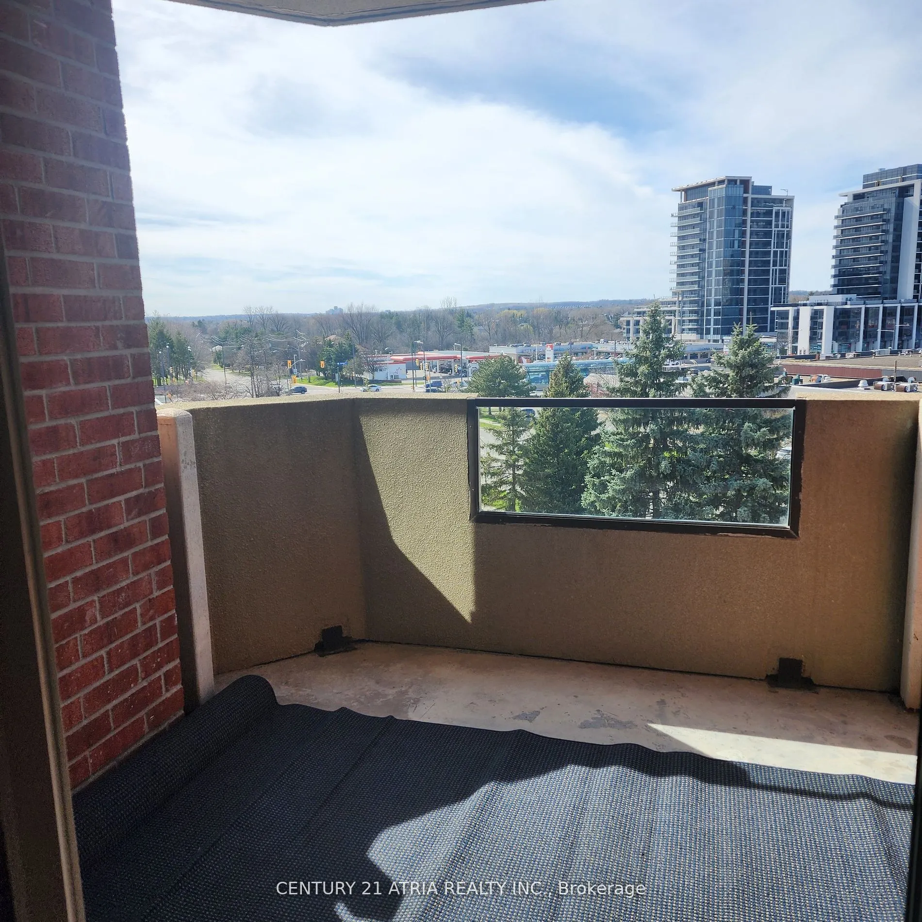 33 Weldrick Road E, #612