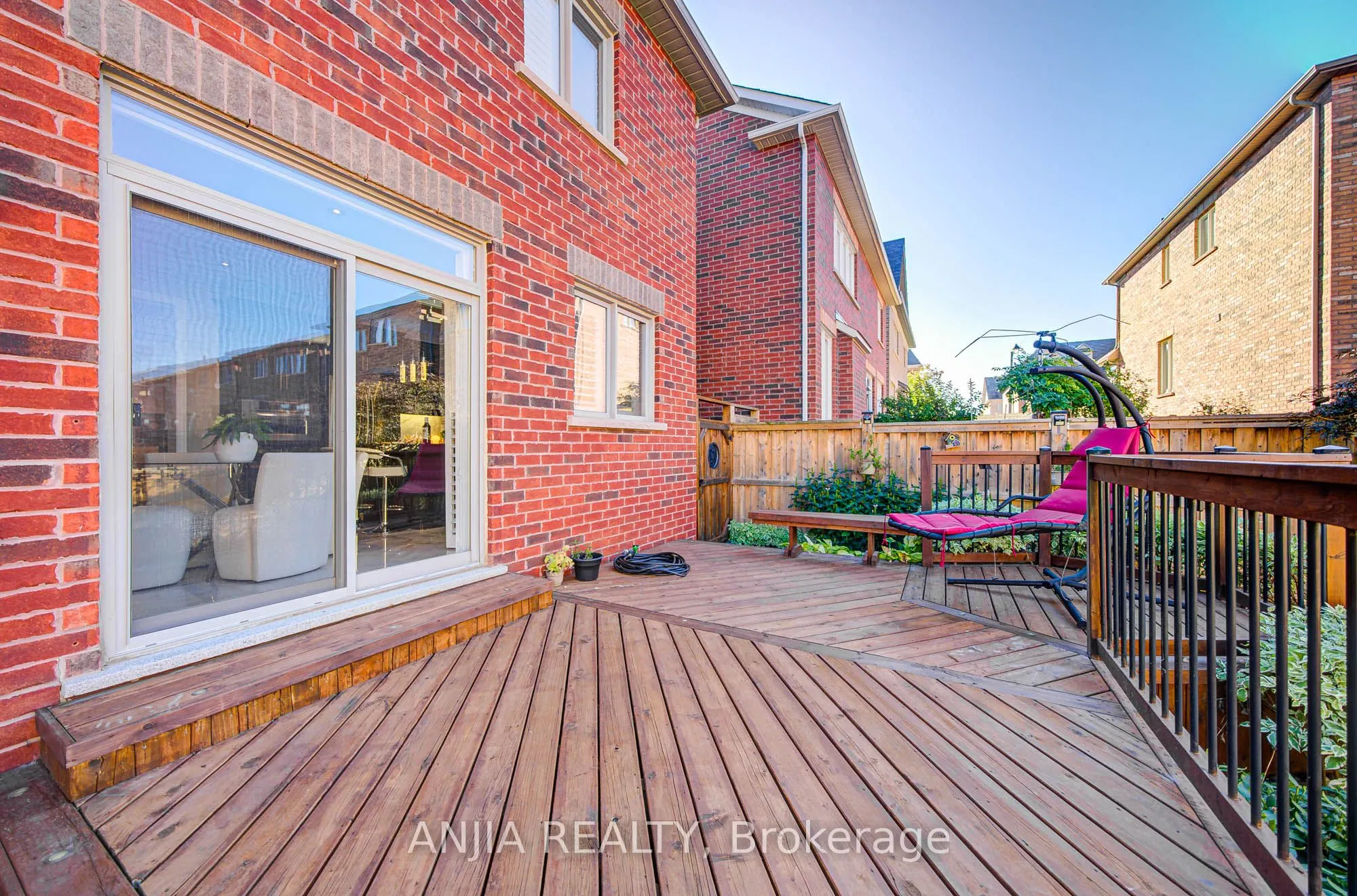 96 Brock Avenue