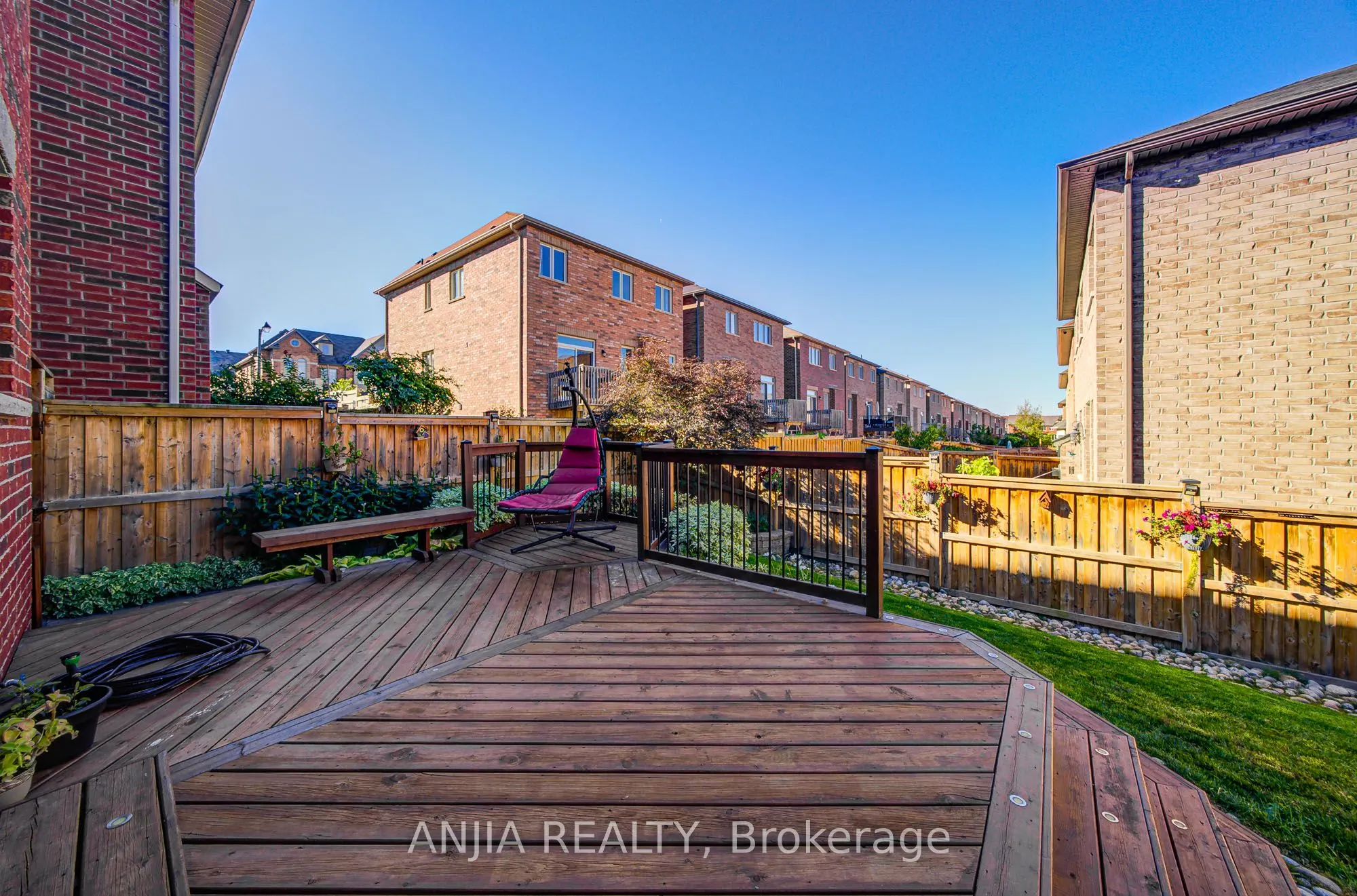 96 Brock Avenue