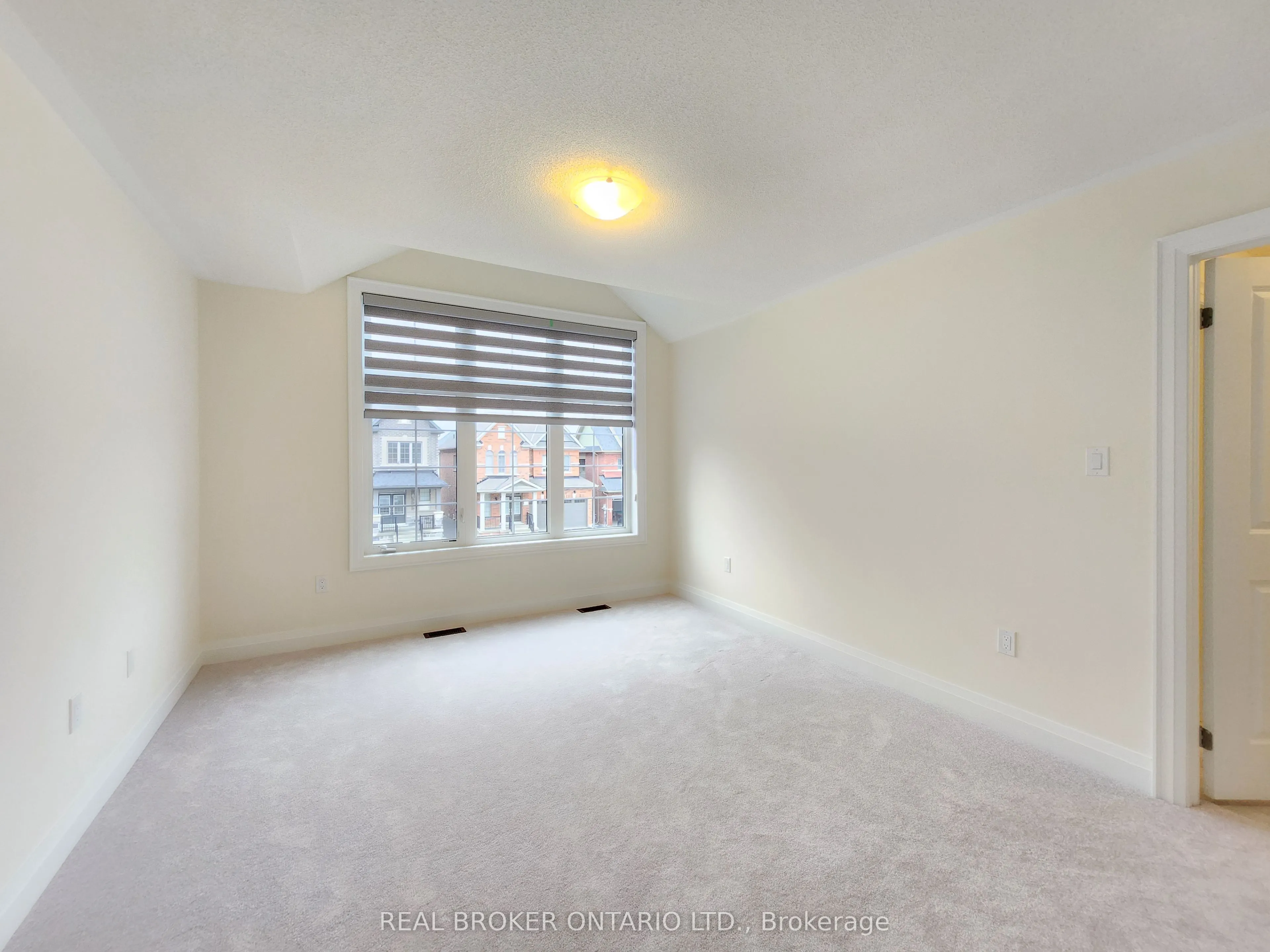 72 Kentledge Avenue