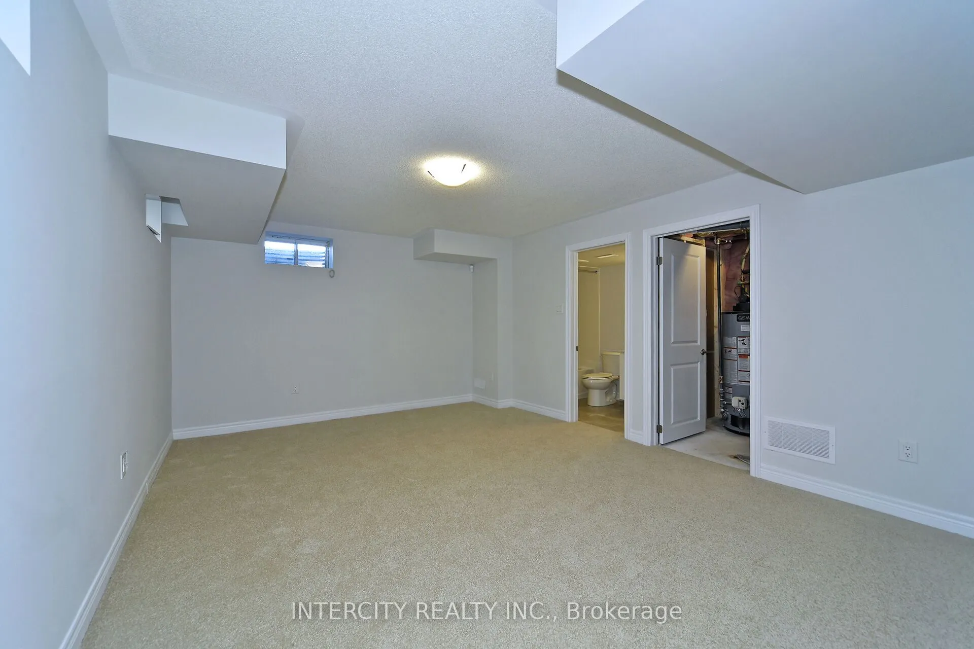 158 Mumbai Drive