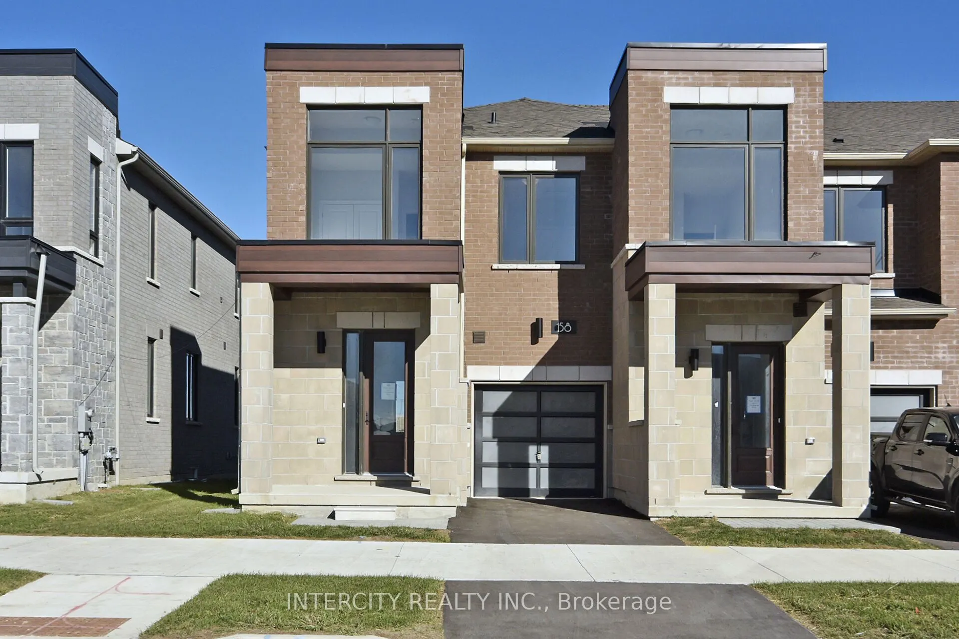 158 Mumbai Drive