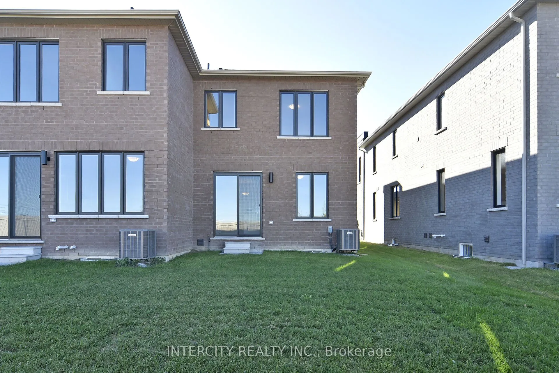 158 Mumbai Drive