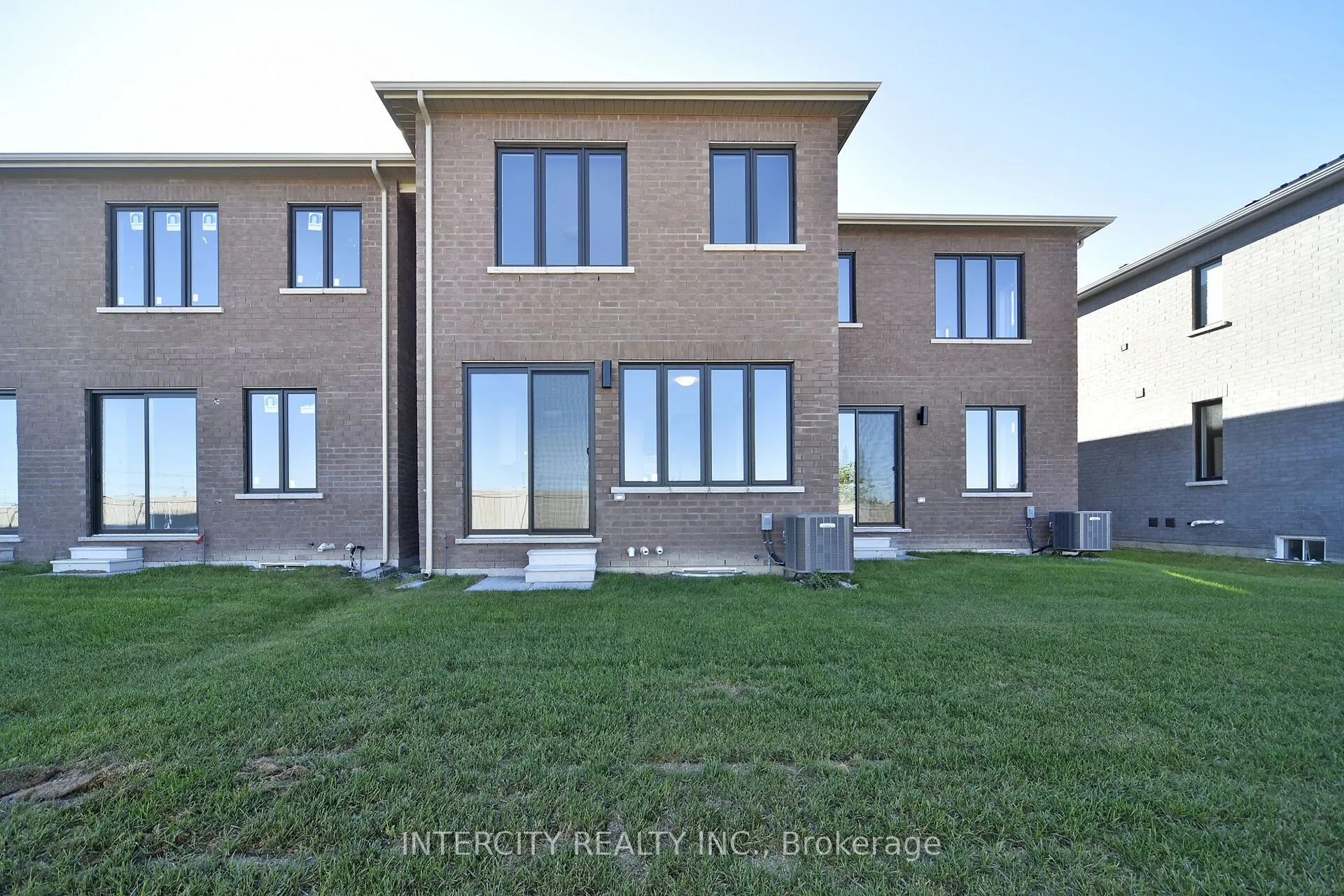 160 Mumbai Drive