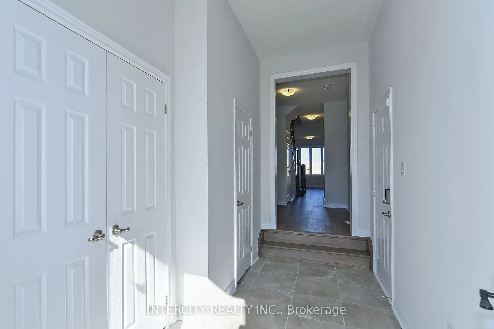 160 Mumbai Drive