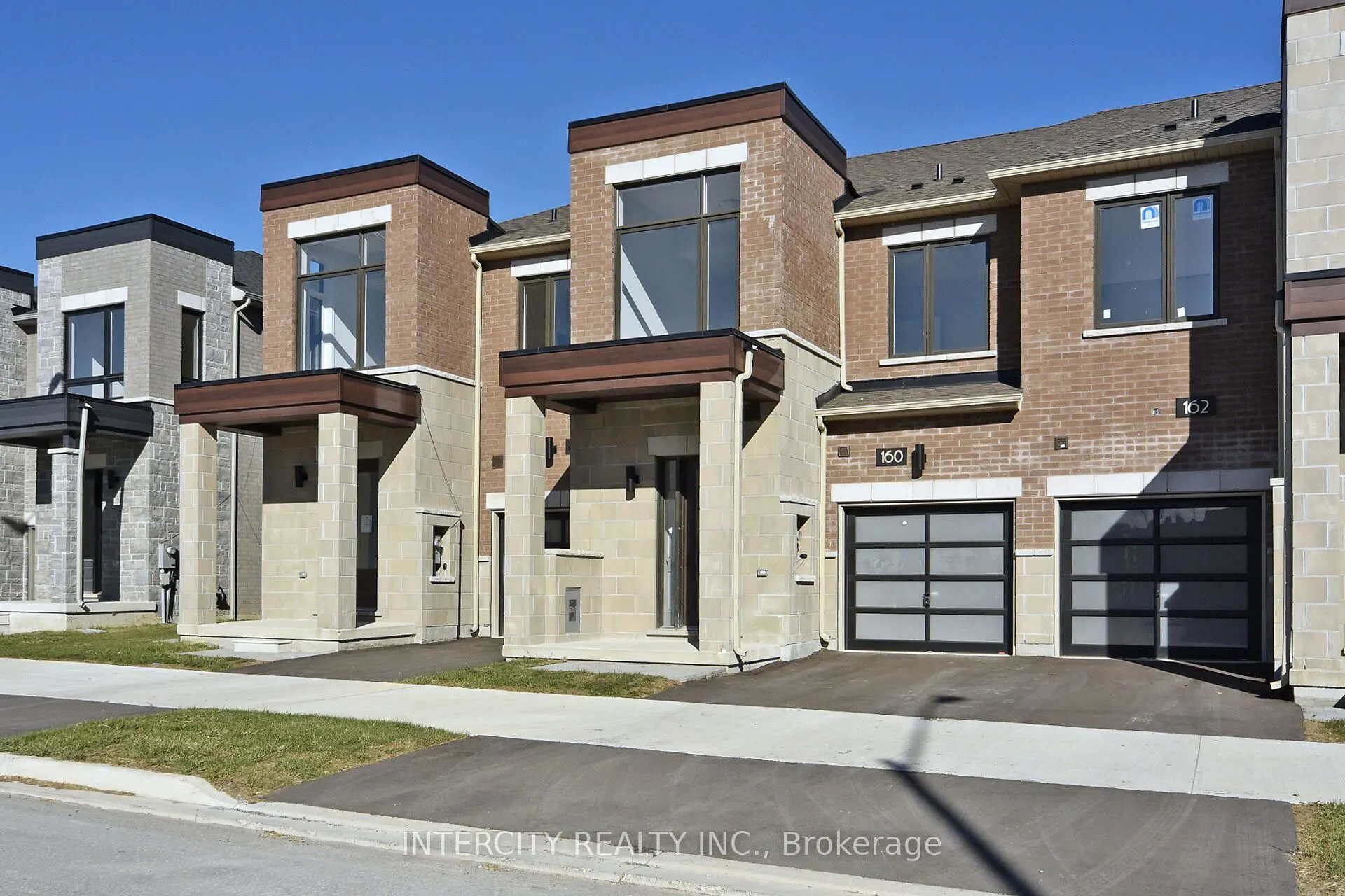 160 Mumbai Drive