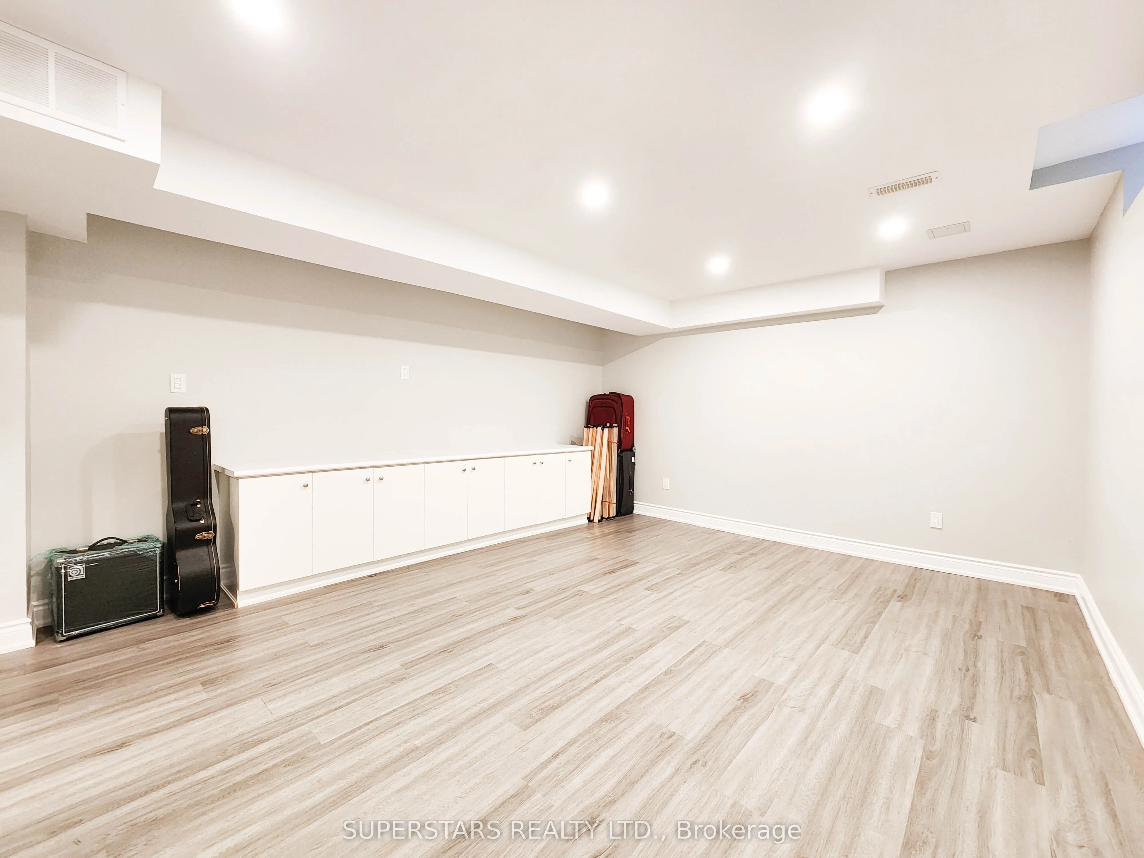 222 William Forster Road