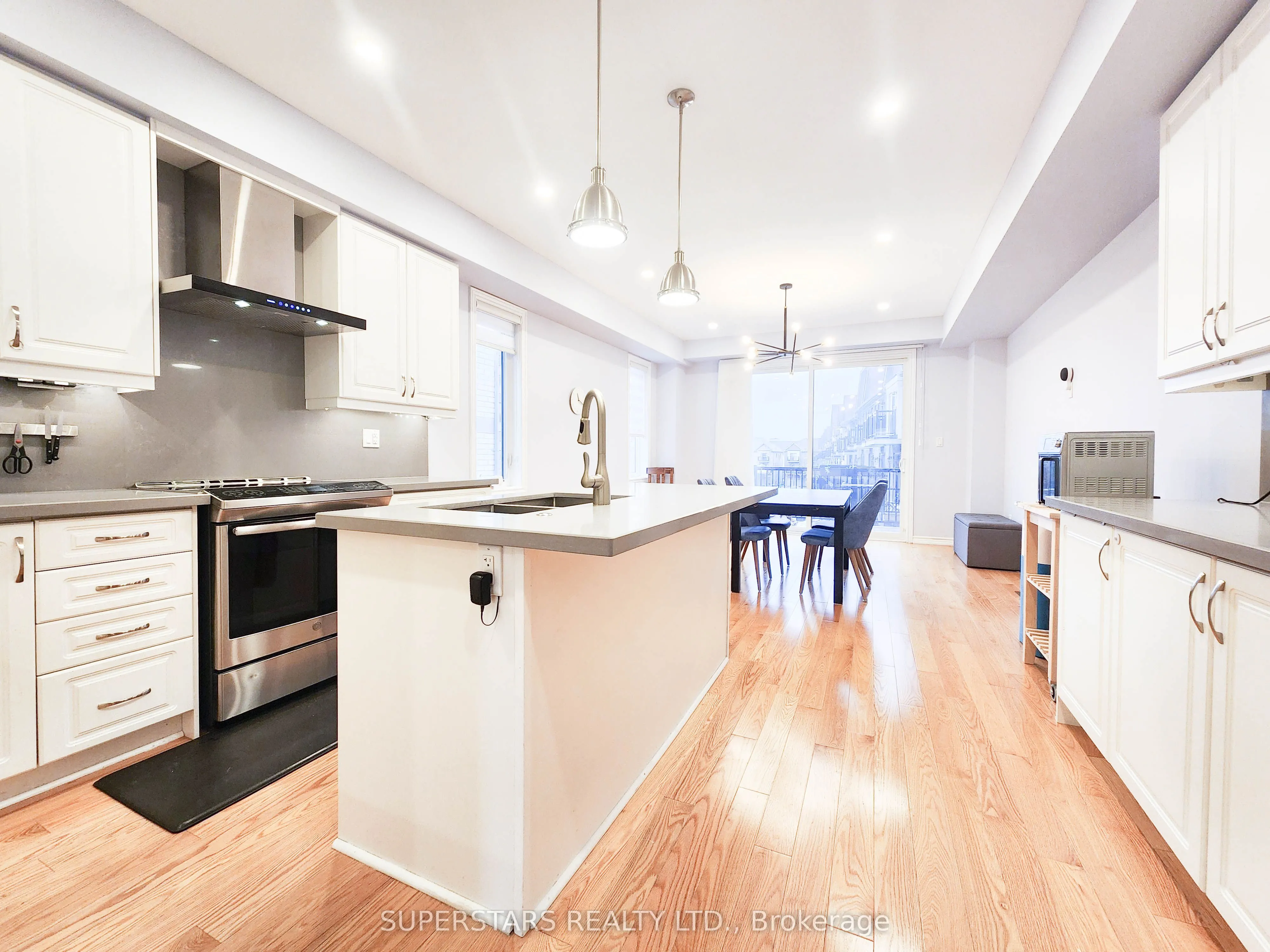 222 William Forster Road