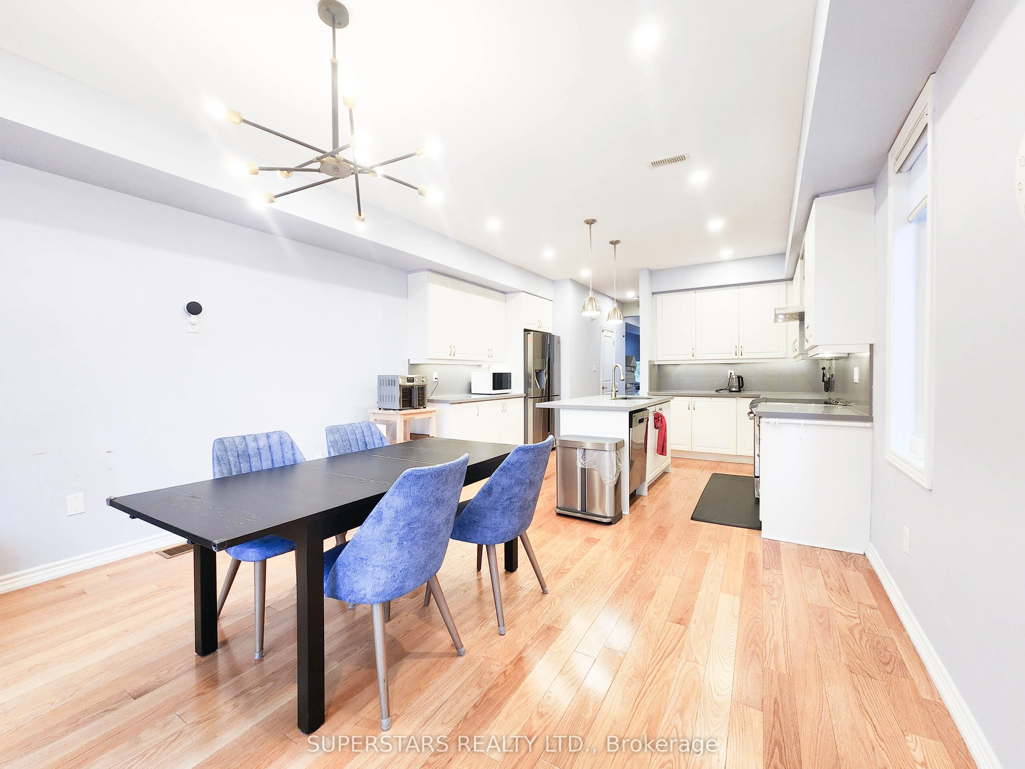 222 William Forster Road