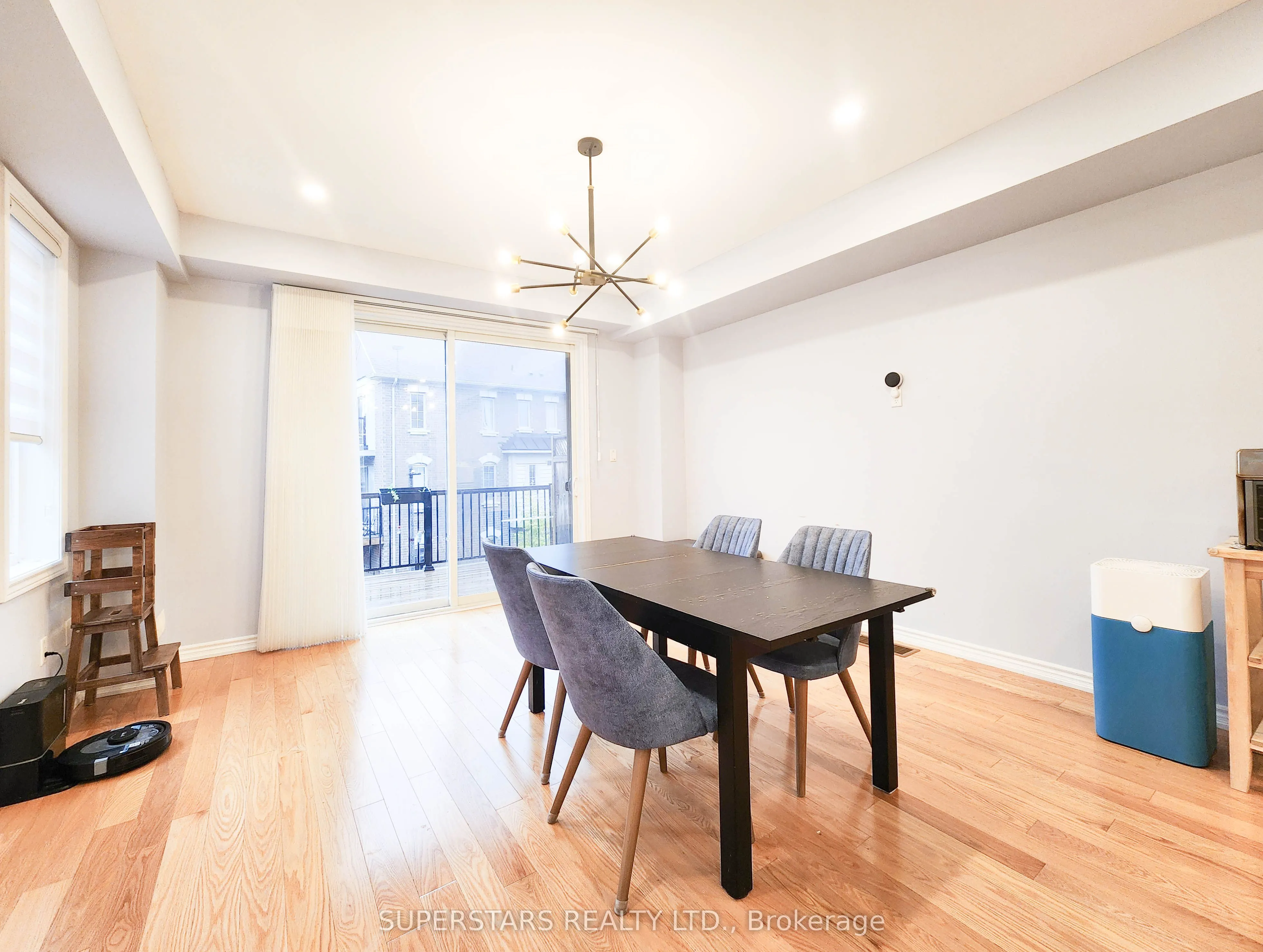 222 William Forster Road