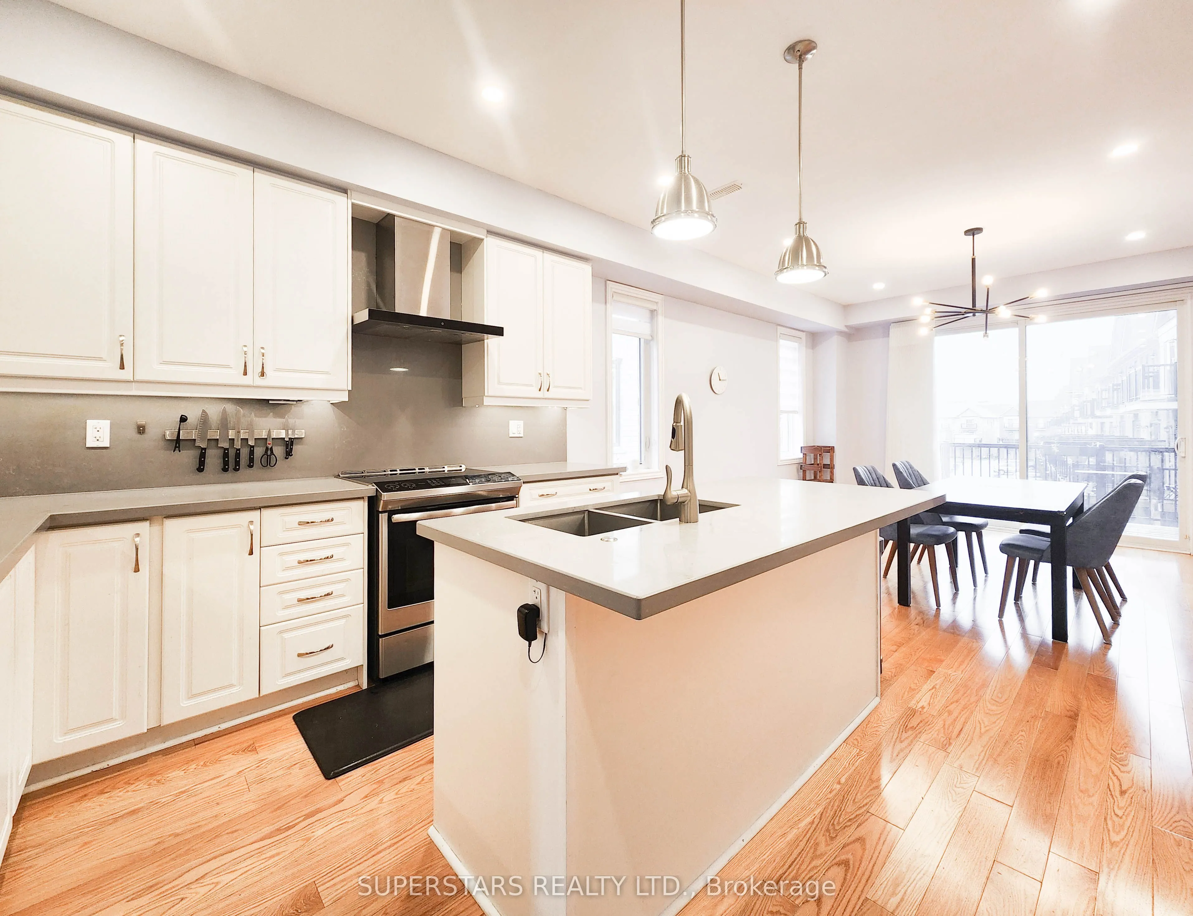 222 William Forster Road