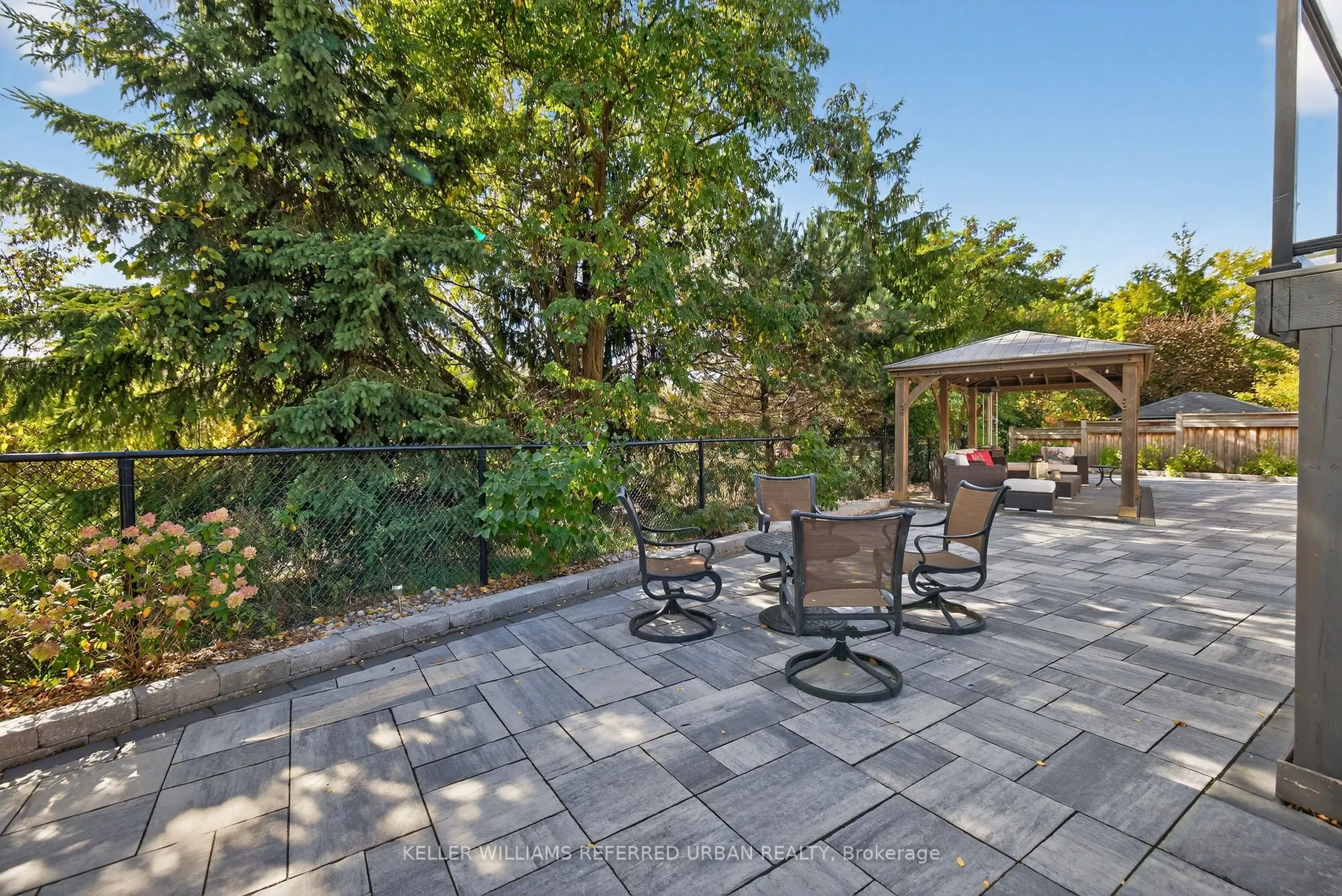 26 Waterton Way