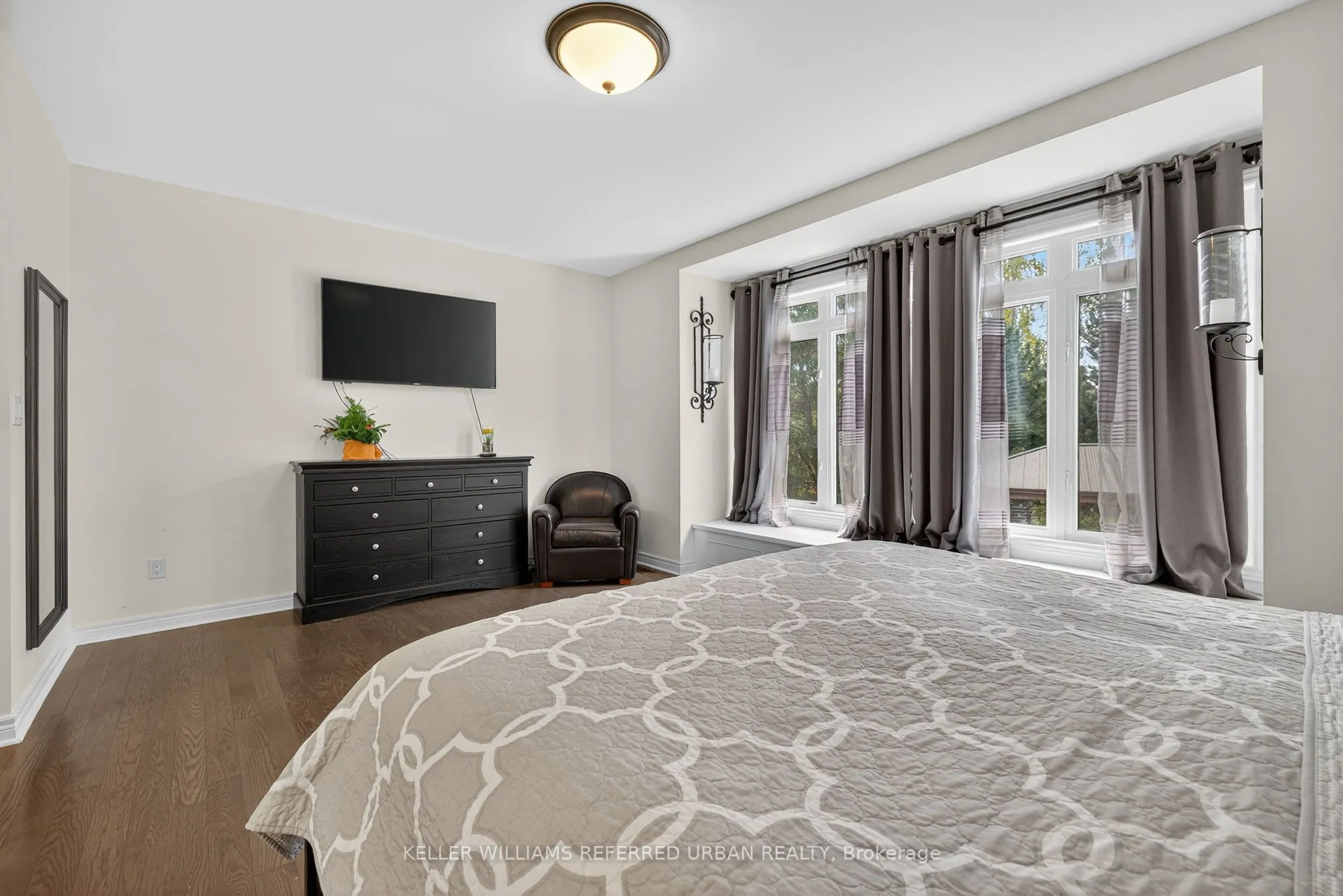 26 Waterton Way