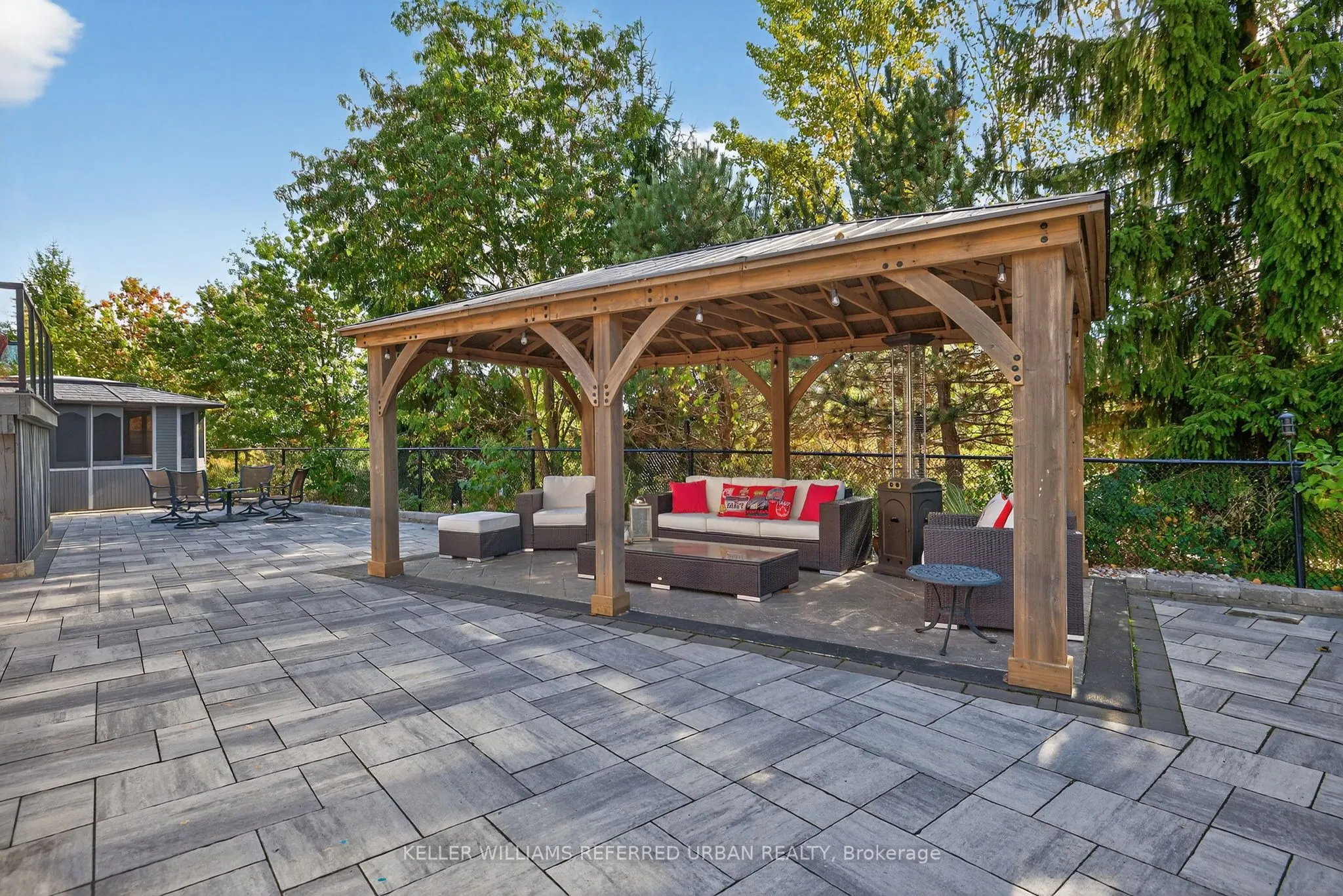 26 Waterton Way