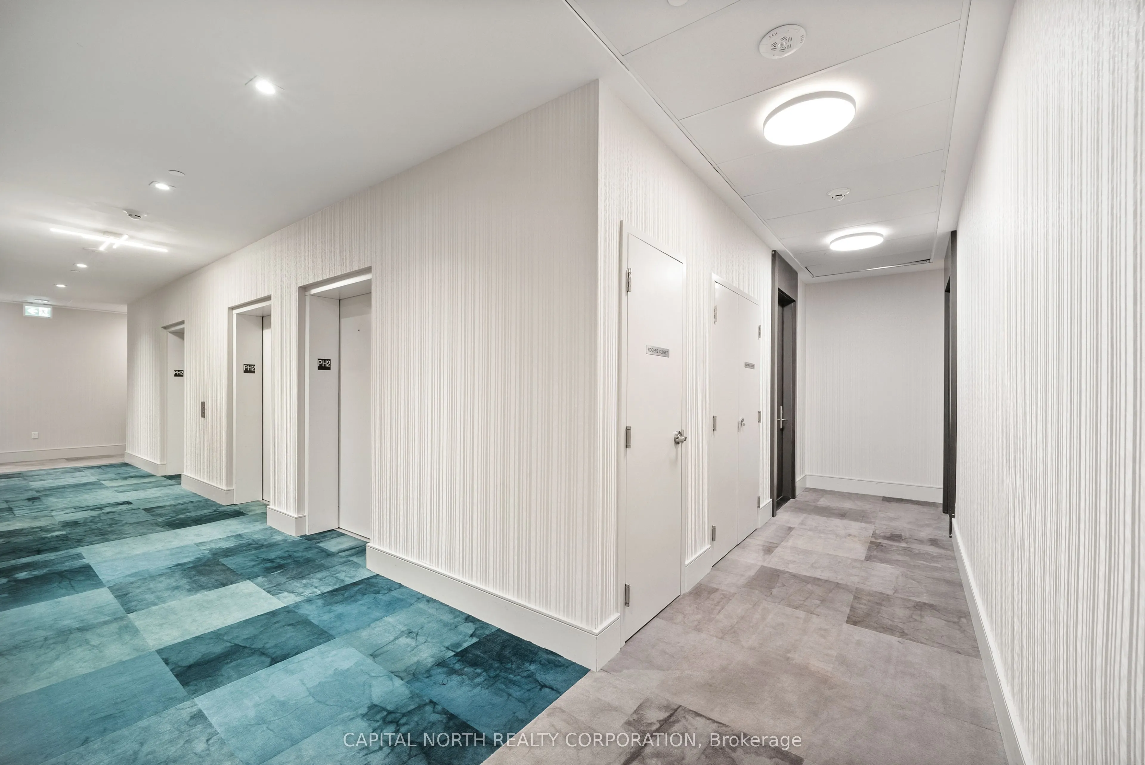 9000 Jane Street, #PH201