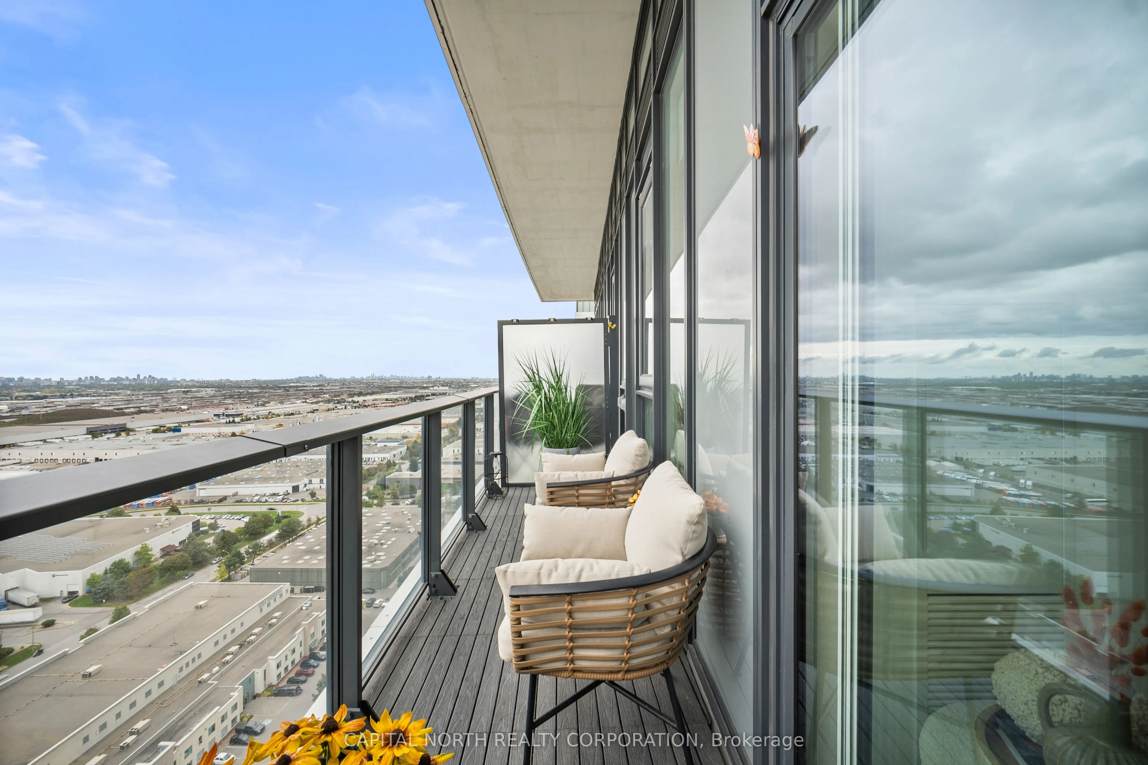 9000 Jane Street, #PH201