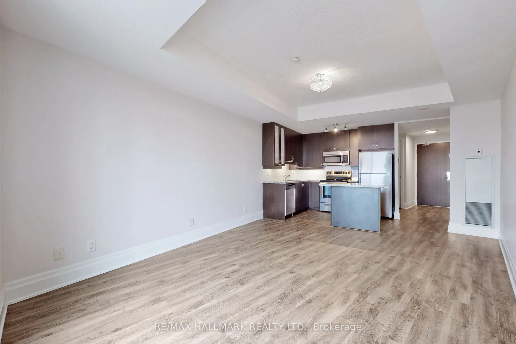 111 Upper Duke Crescent, #610