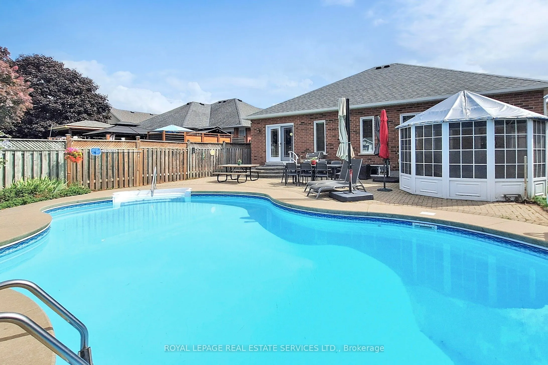 135 Mainprize Crescent