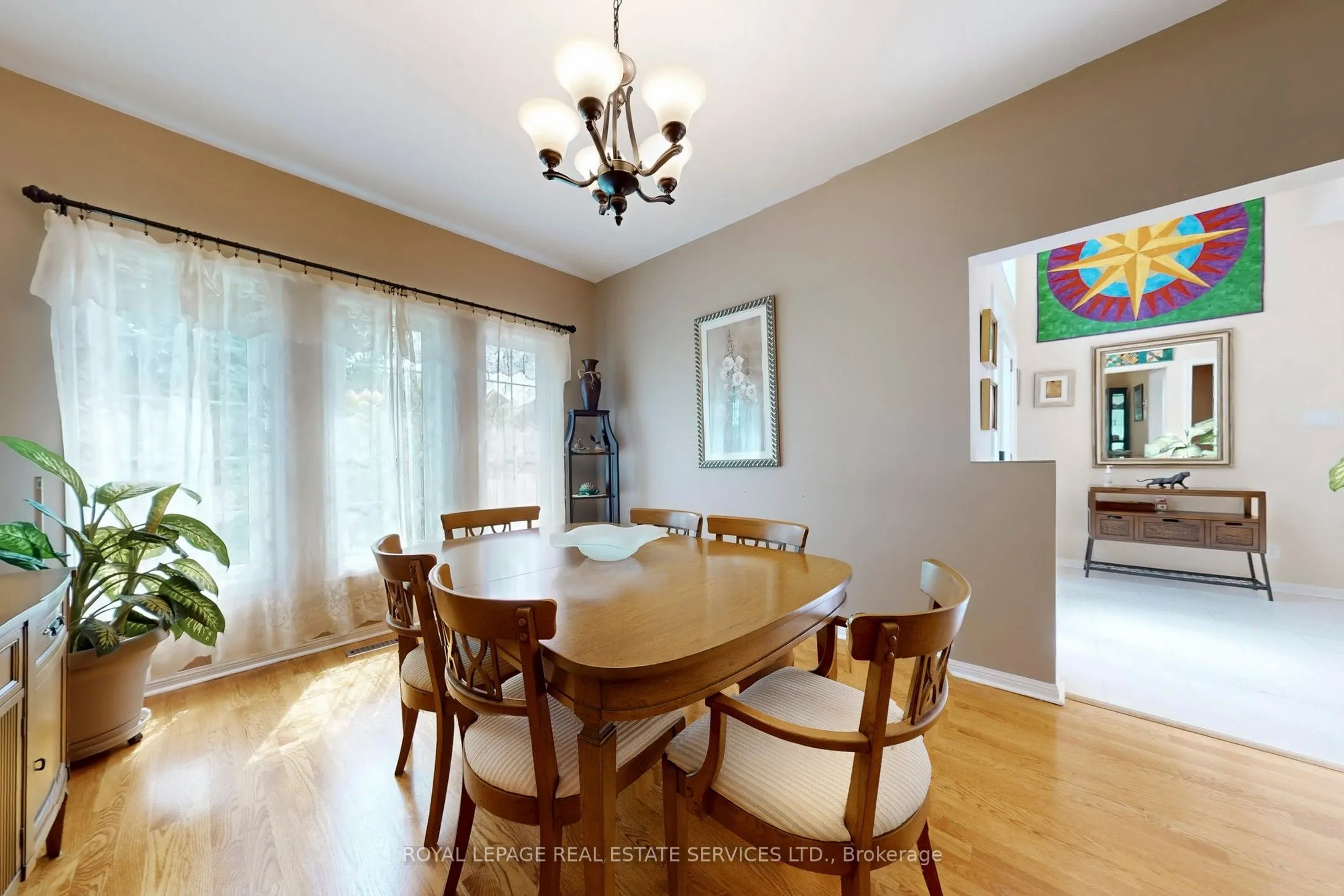135 Mainprize Crescent