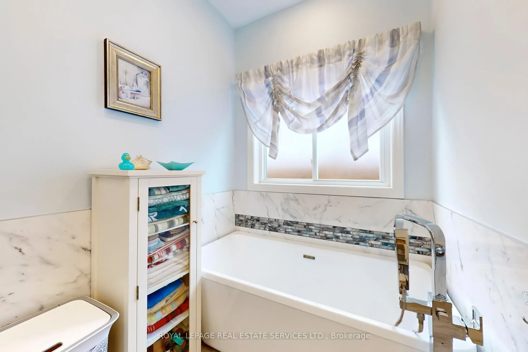 135 Mainprize Crescent