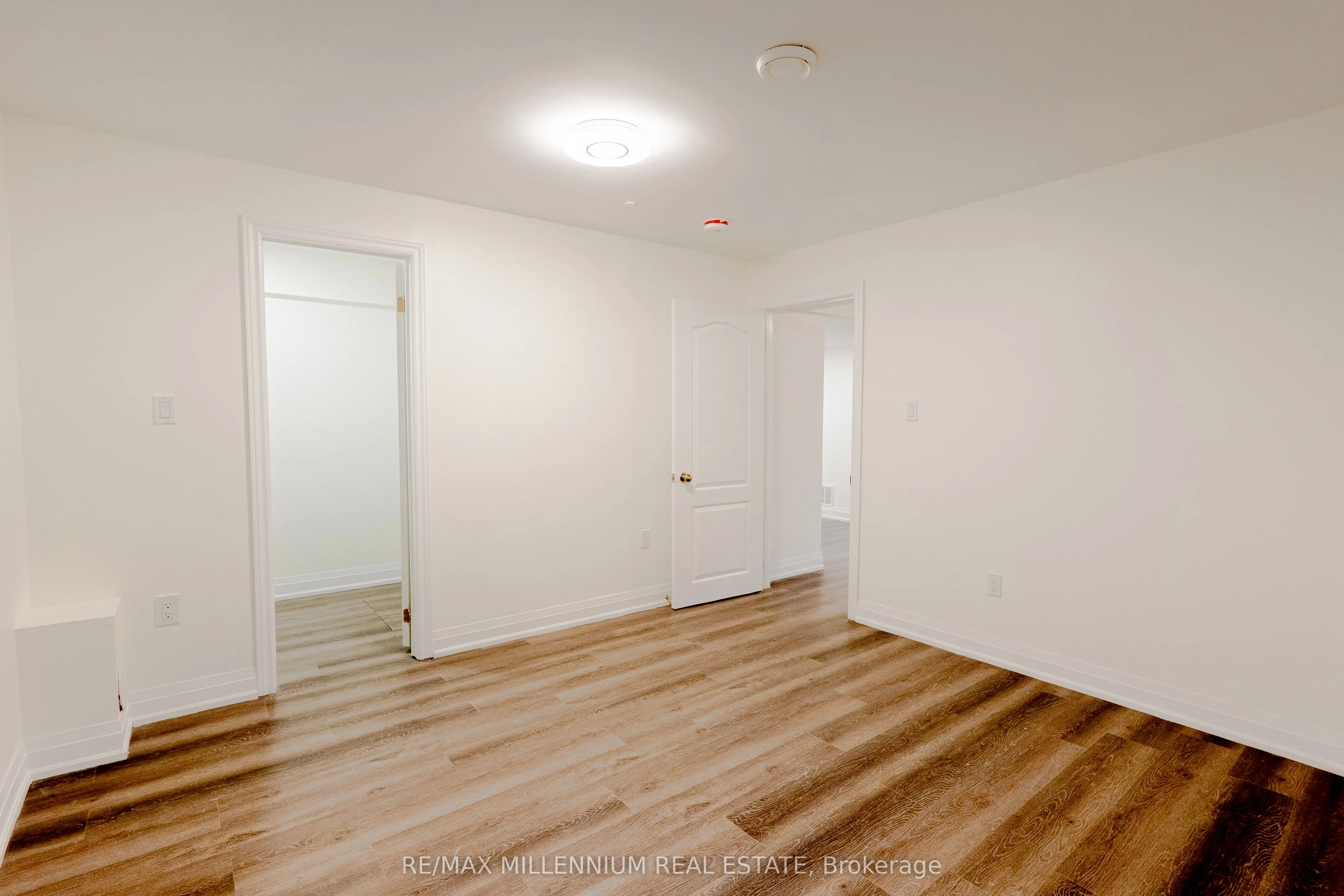 1 Bracknell Avenue