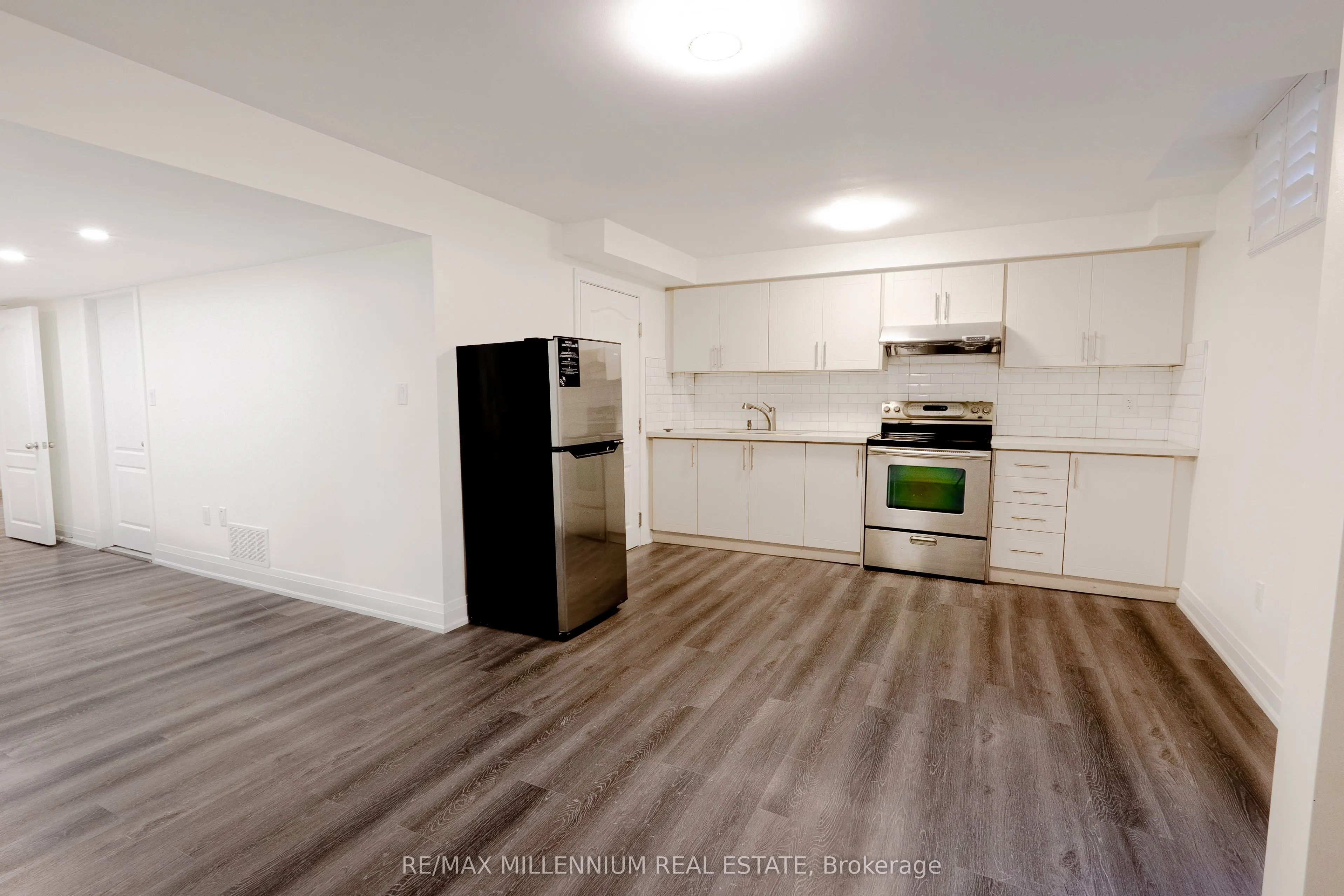 1 Bracknell Avenue
