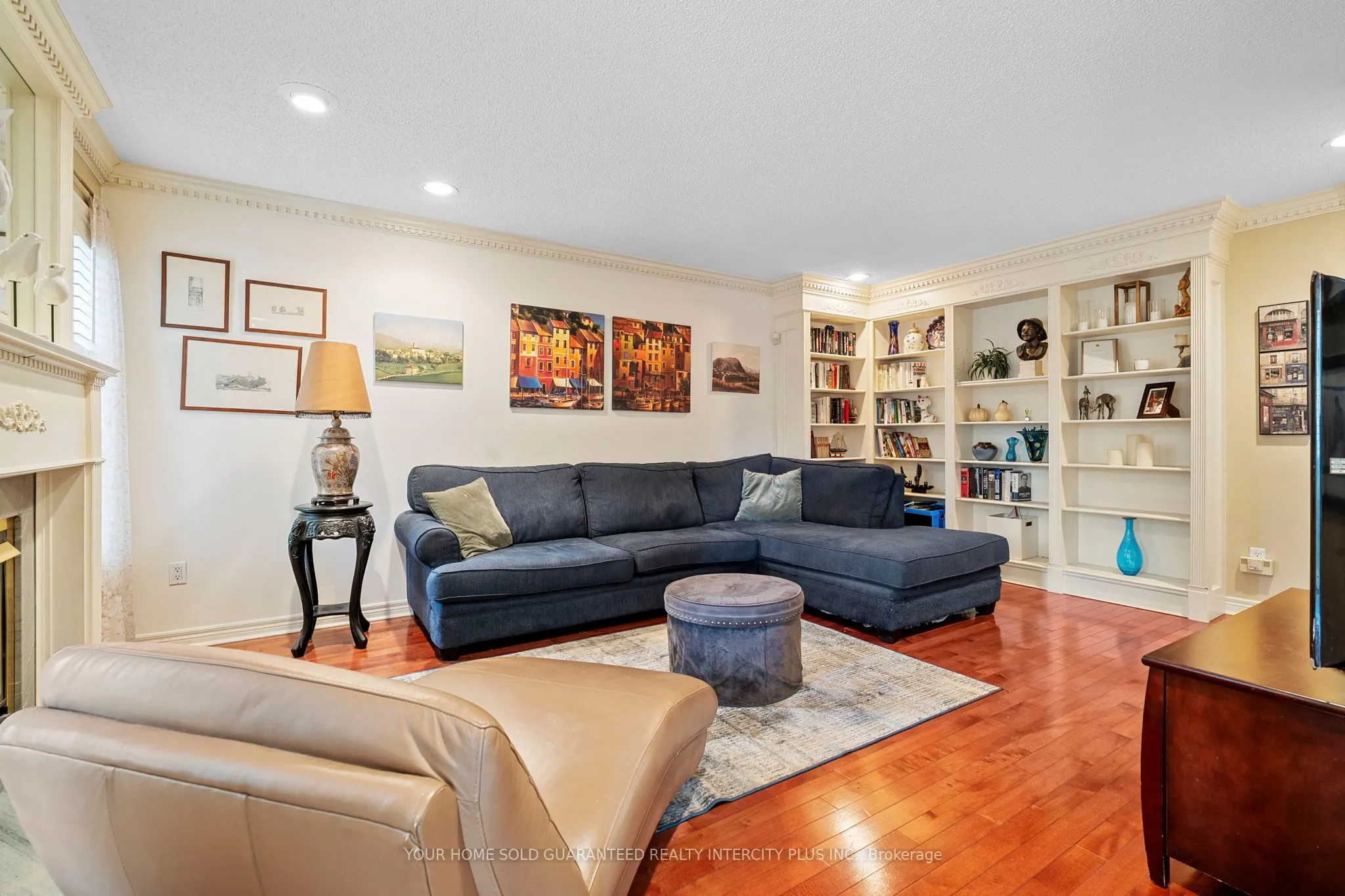 19 Mandolin Court