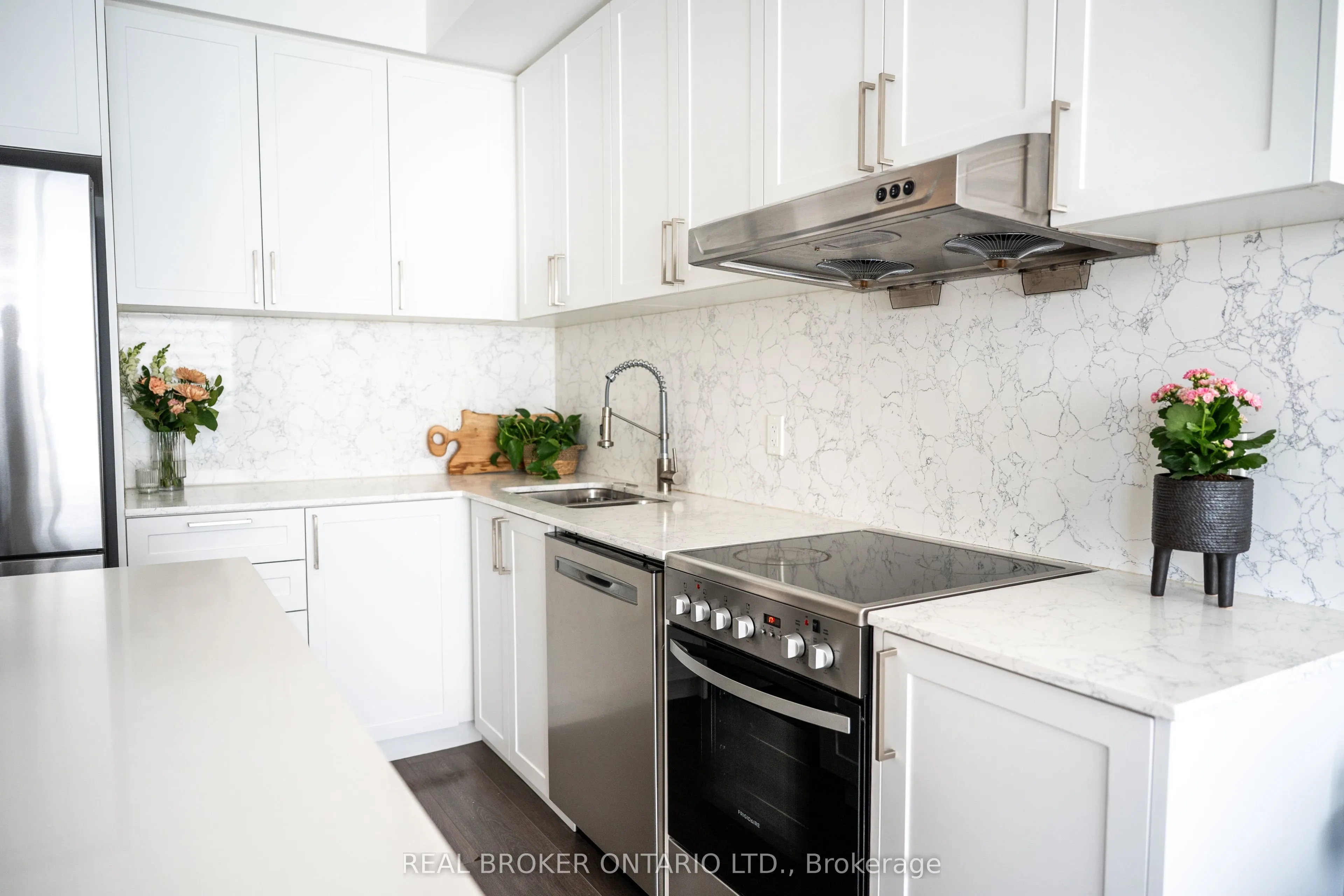 278 Buchanan Drive, #332E