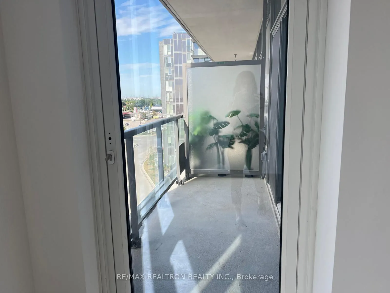 20 Gatineau Drive, #604