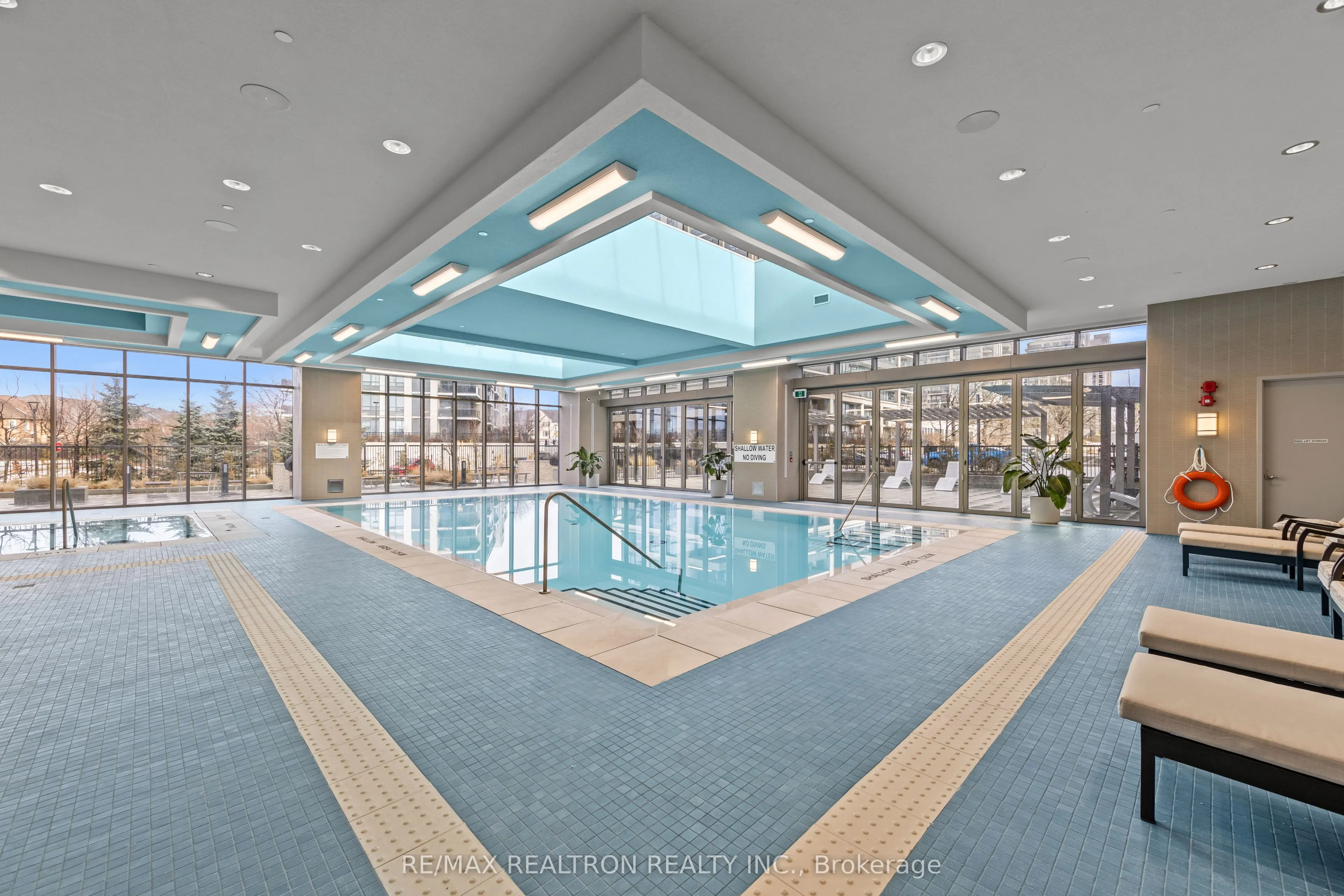 20 Gatineau Drive, #604