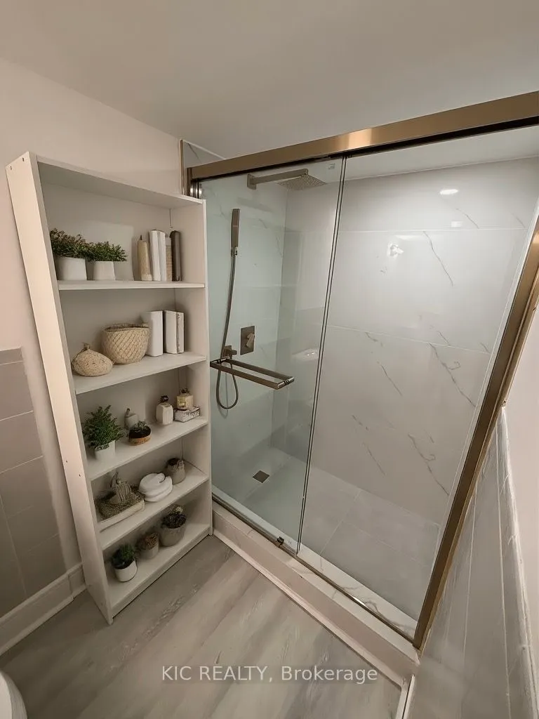 213 Equator Crescent, #Lower Level