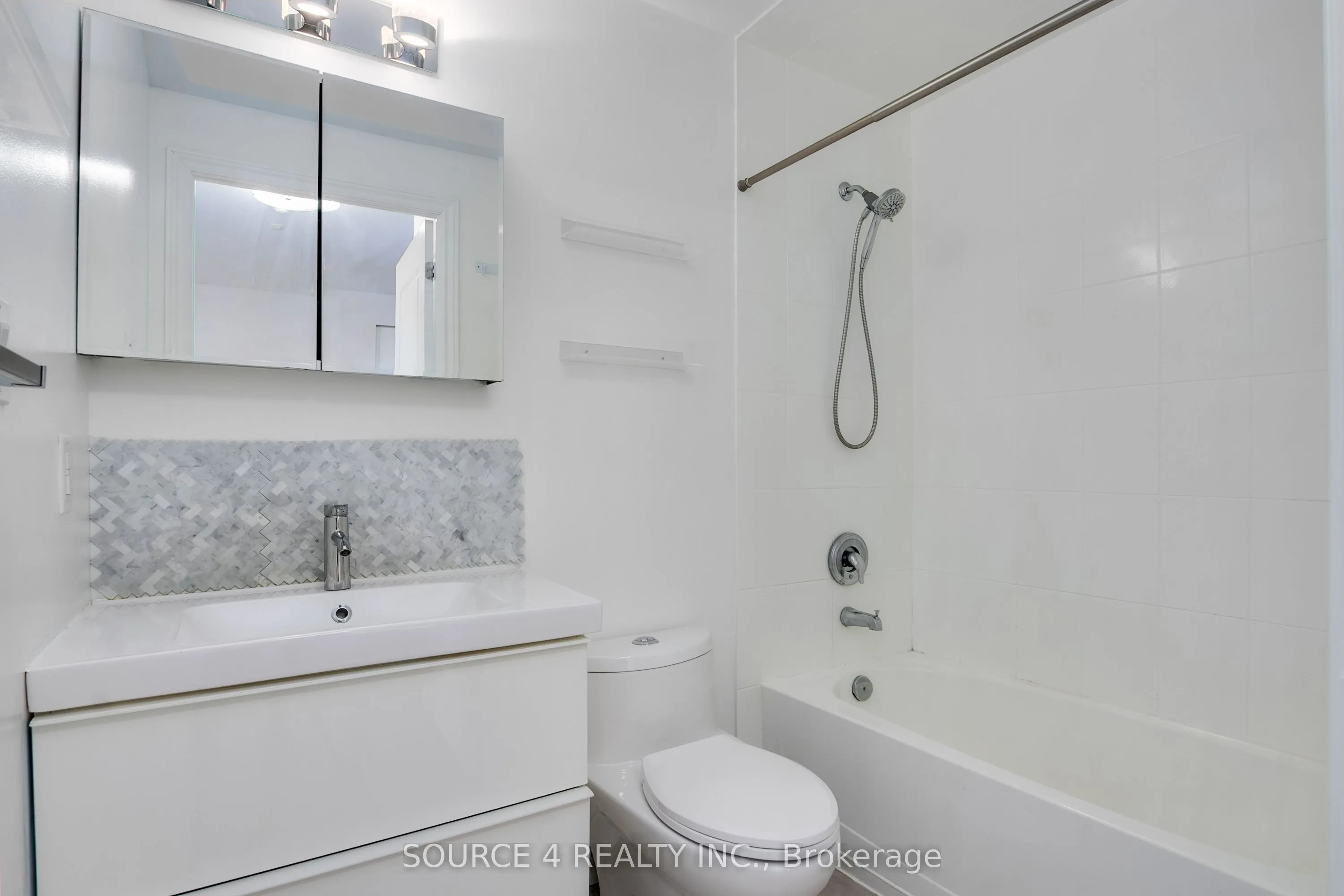 281 Woodbridge Avenue, #426
