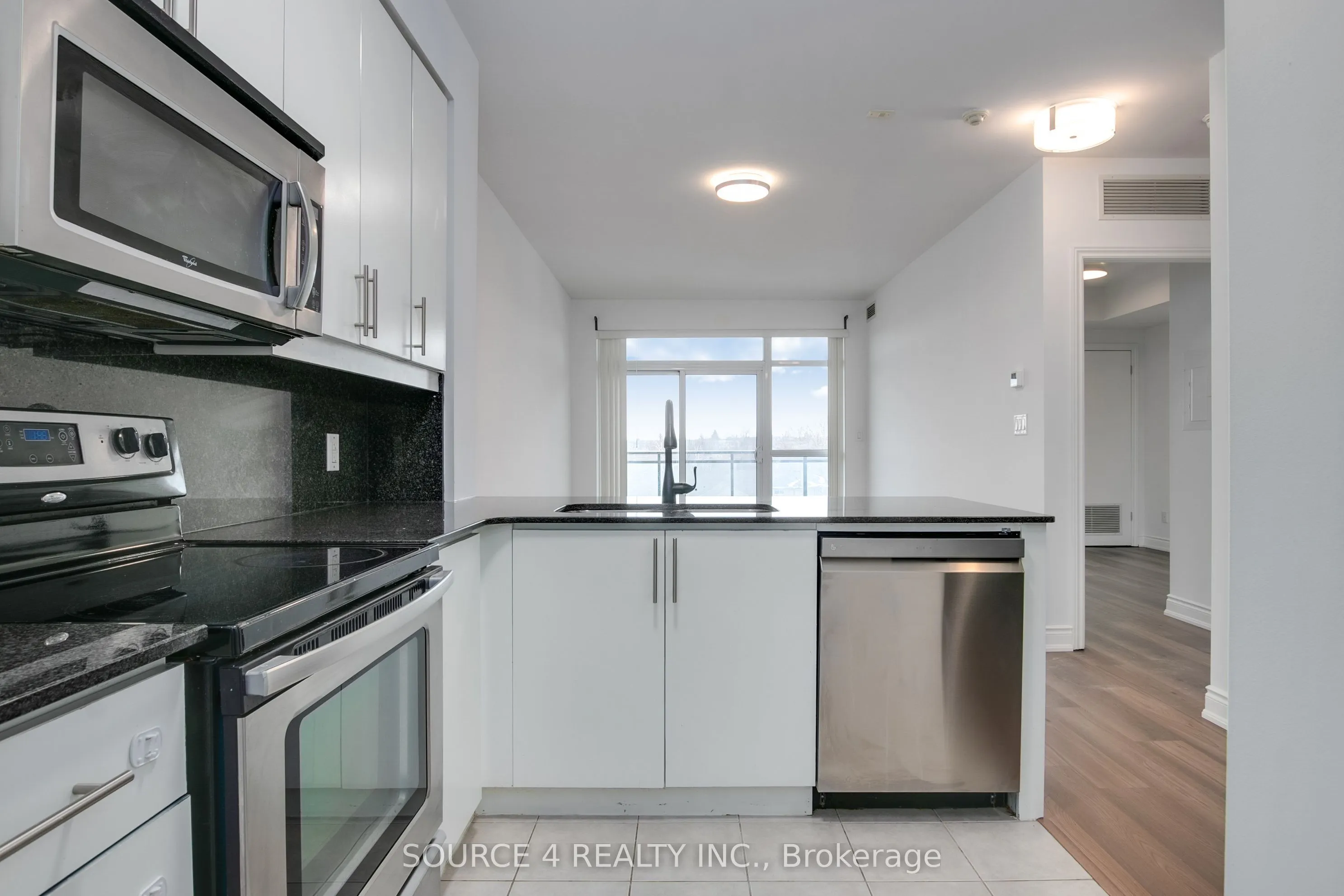 281 Woodbridge Avenue, #426