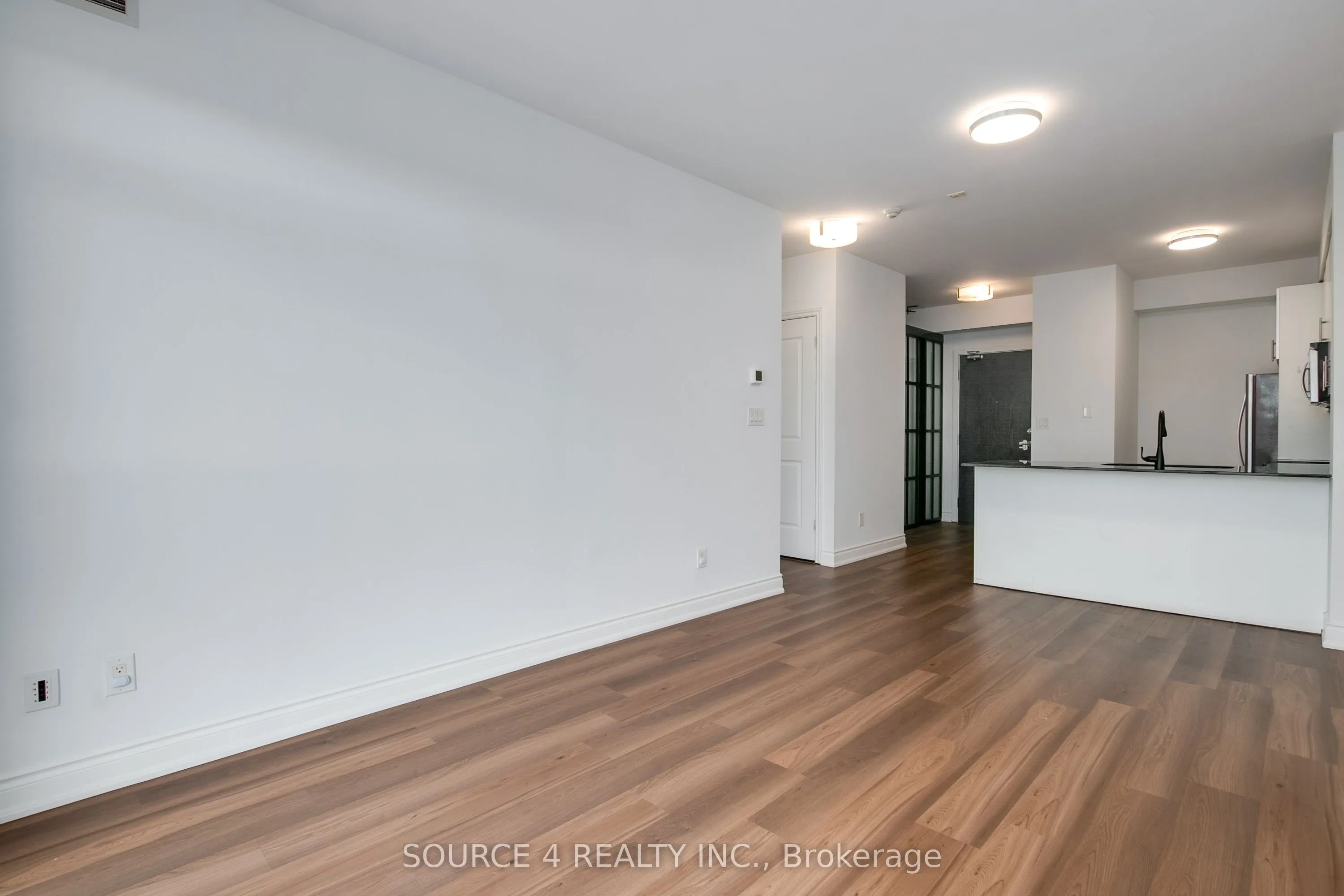 281 Woodbridge Avenue, #426