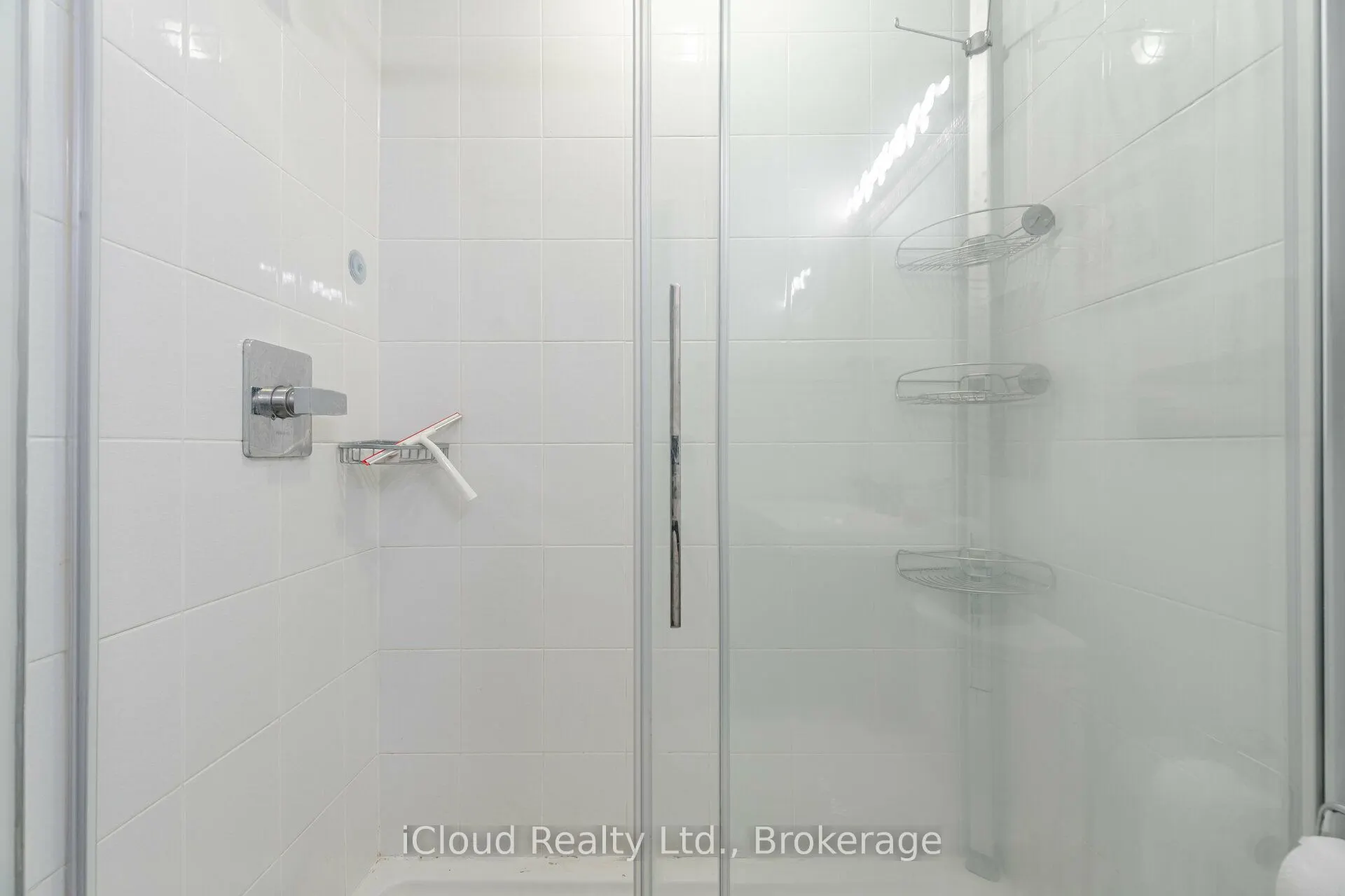 69 Boyne Street, #402