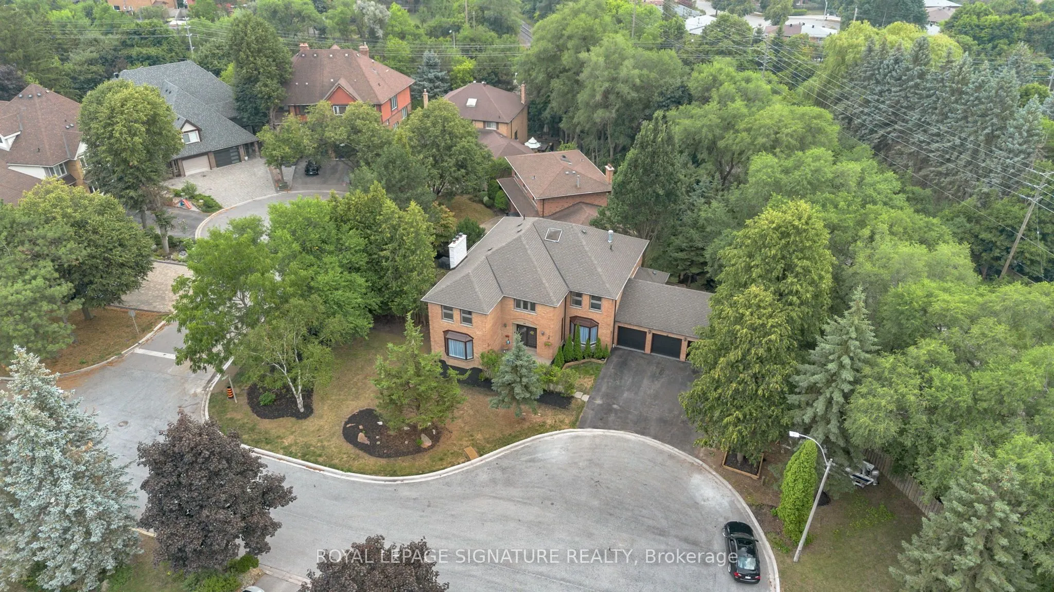34 Barclay Court